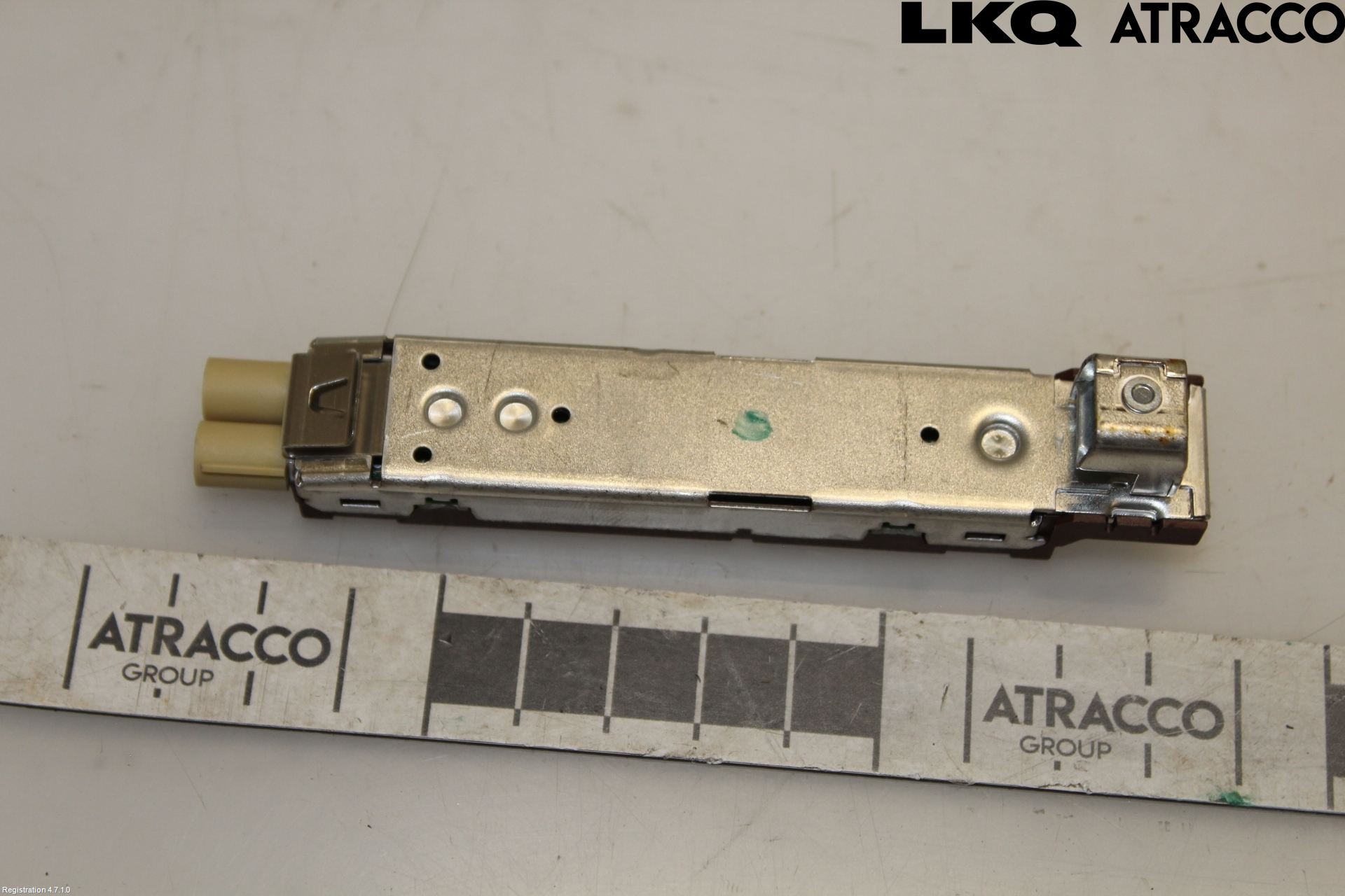 Audi Q4 E-TRON FZ 22- Antennförstärkare