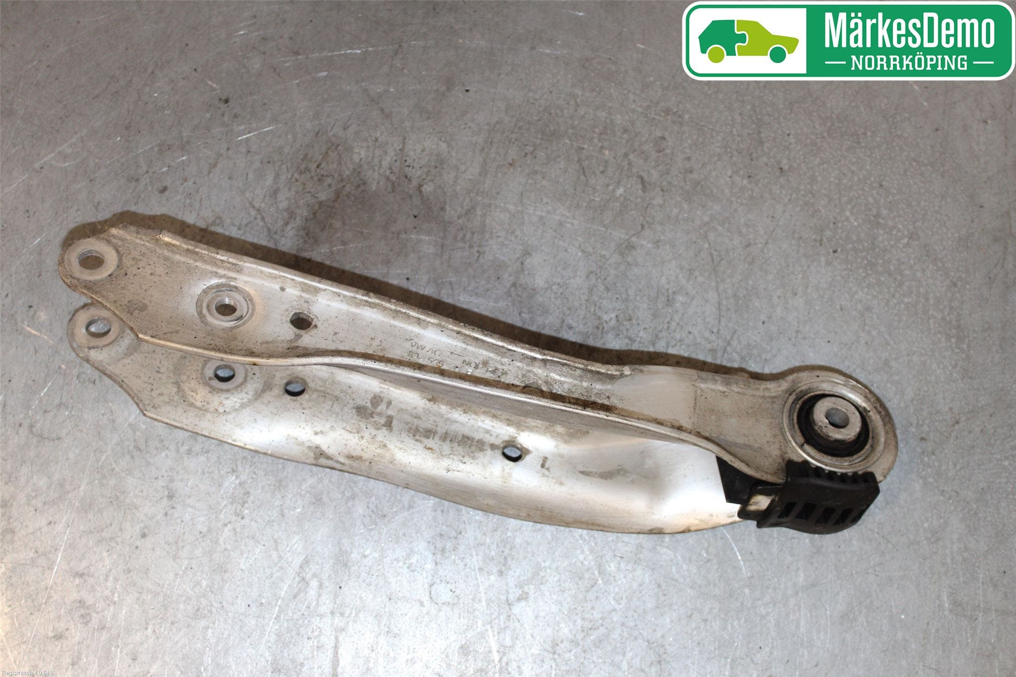 Audi A6 F2/C8 19- Bärarm Bak Höger