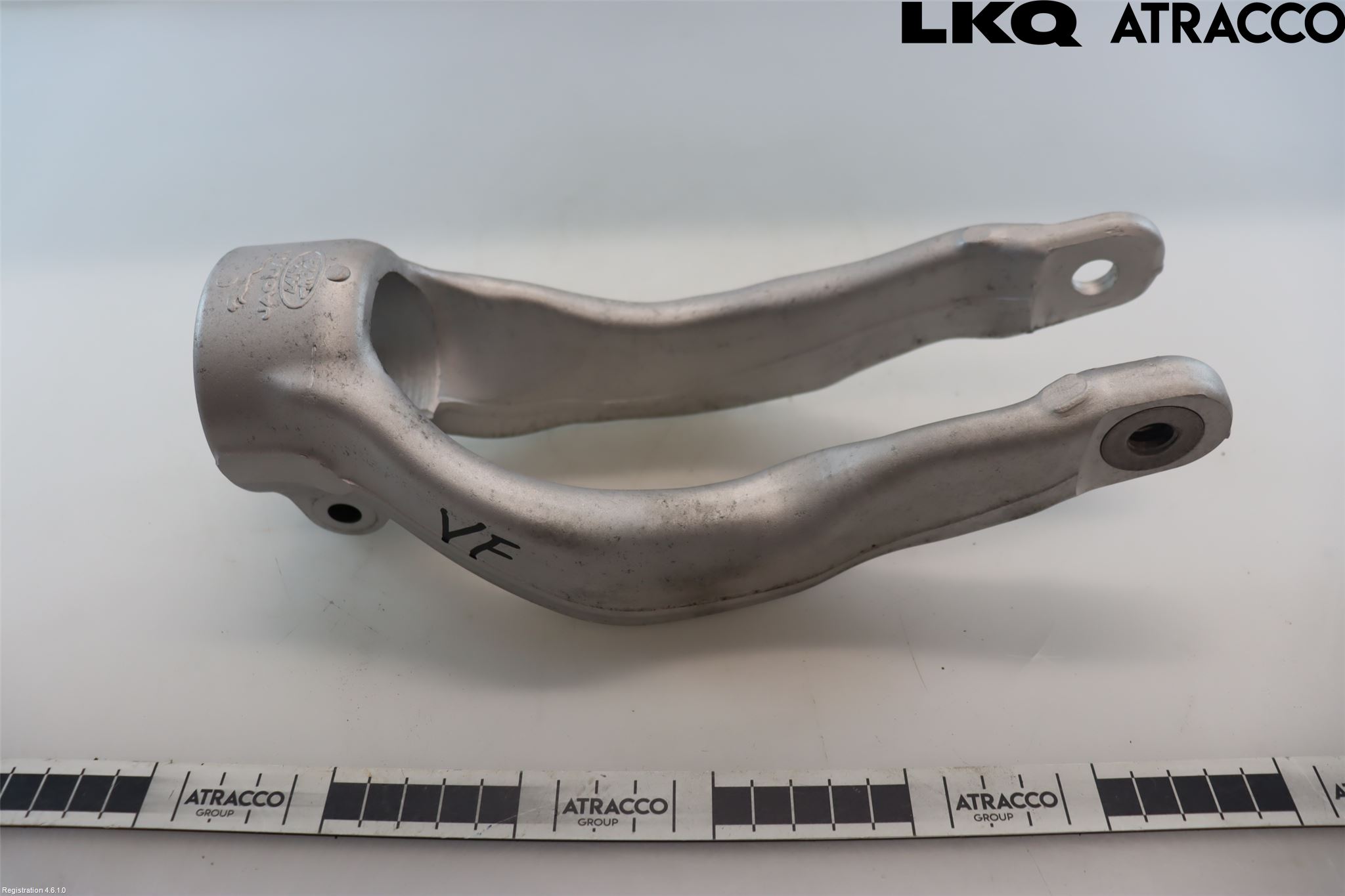 Jaguar F-PACE Fjäderben Fram Vänster