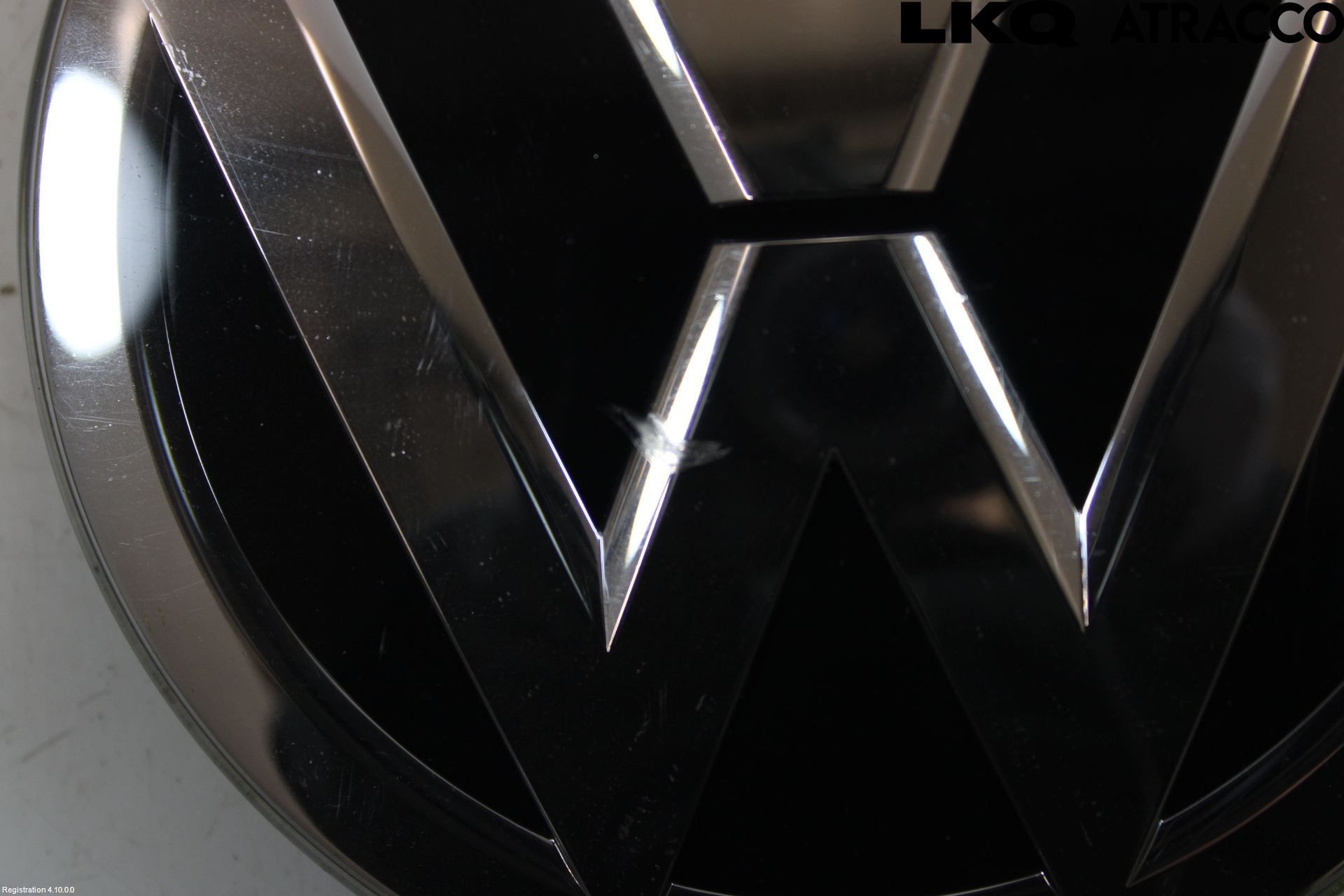 Volkswagen VW POLO VI 18->> Emblem