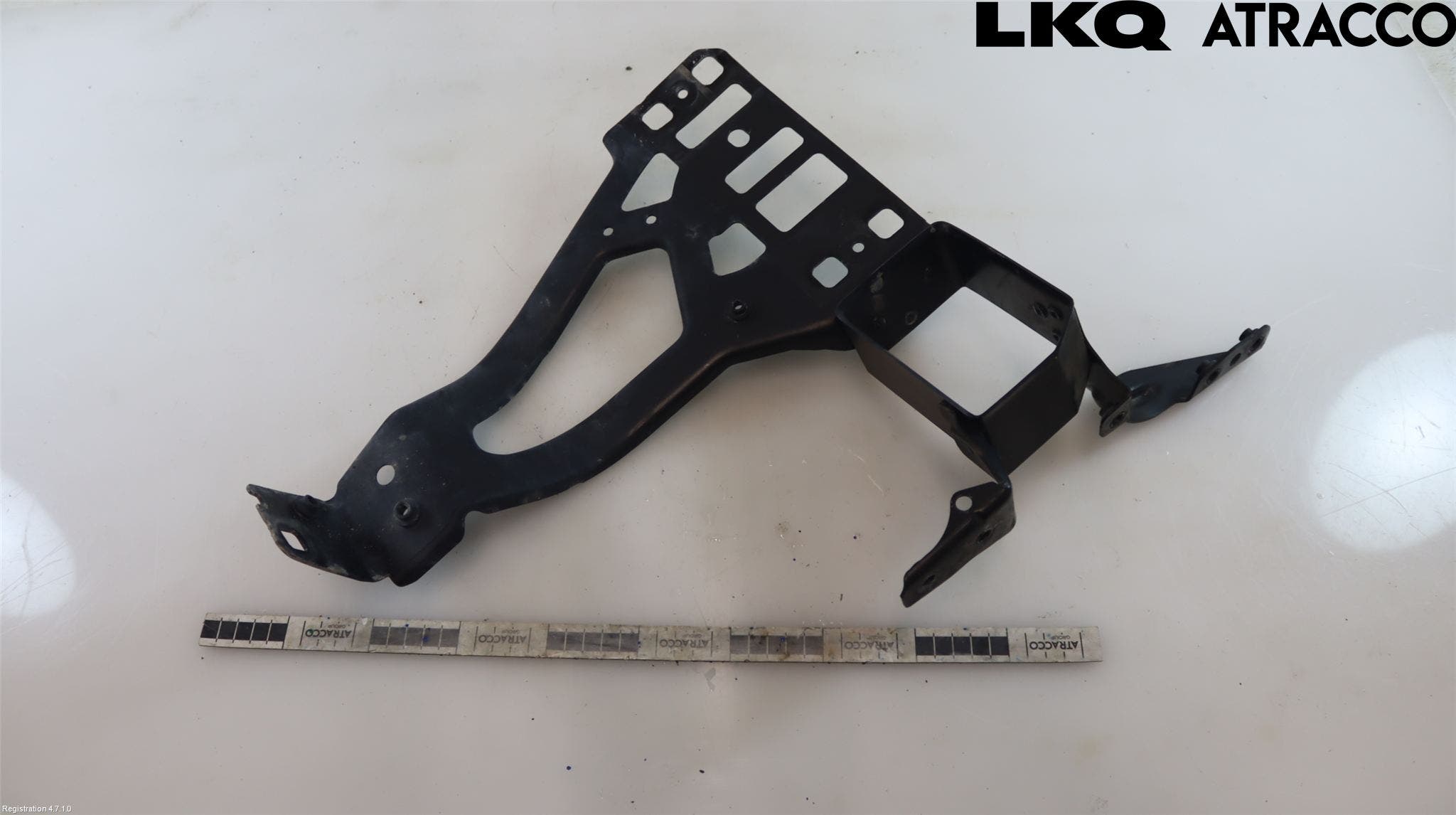 BMW 5 E60/61 Sed/Tou 02-10 Frontplåt