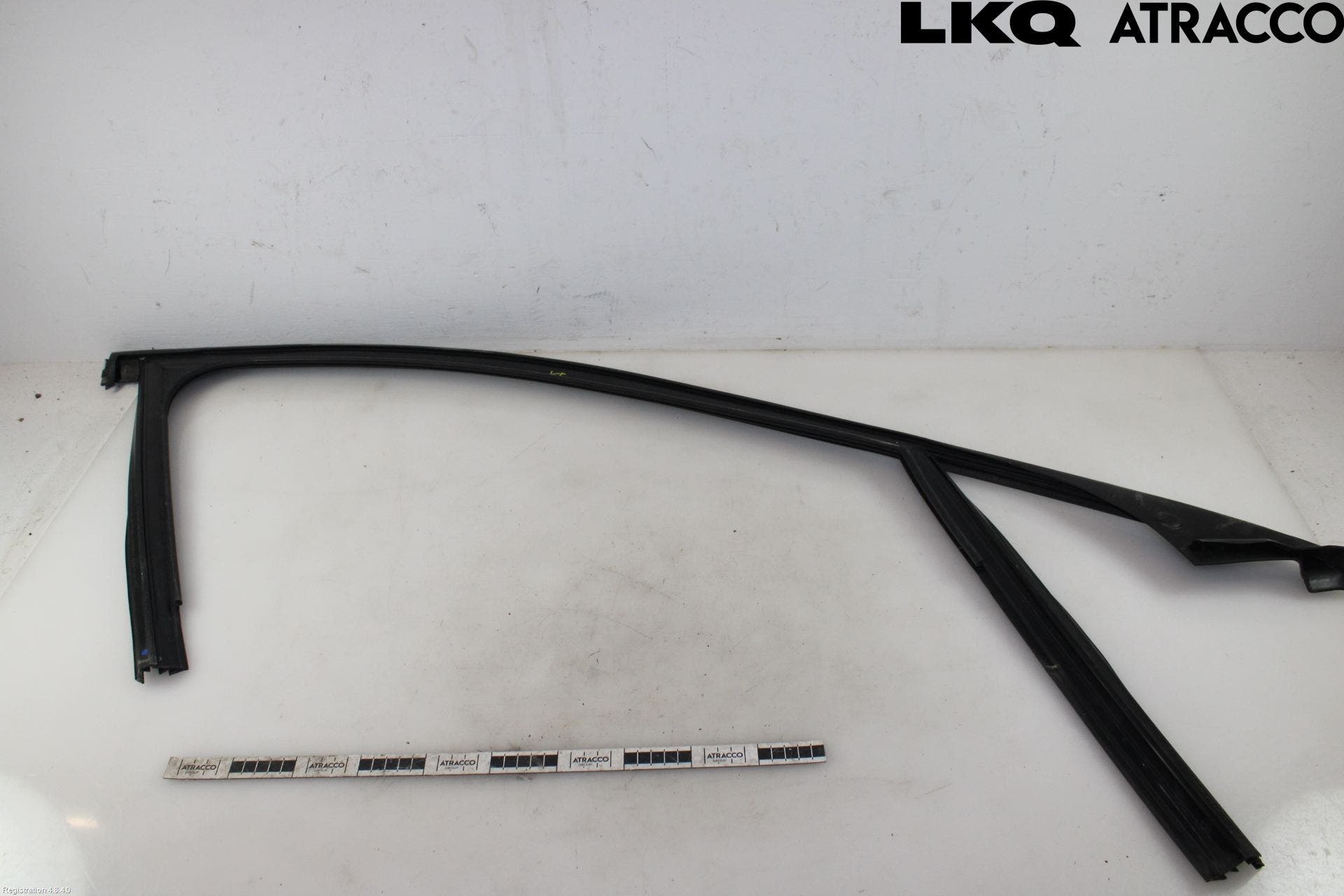 Mercedes-Benz MB E-KLASS (W213) 16-23 Dörr Dekorlist Fram Vä