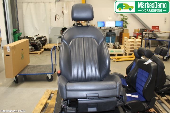 Audi A7/S7 4G 11-17 Inredning Stol Fram Vä