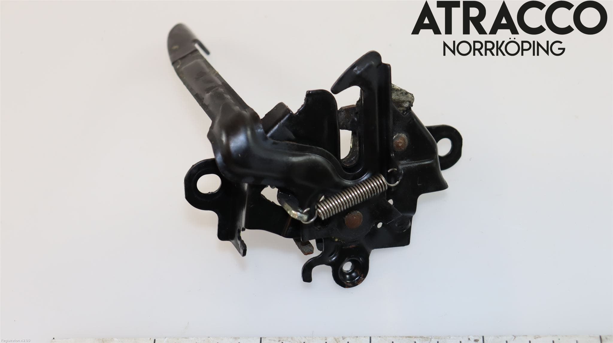 Toyota YARIS XP130 12-14 Huvlås