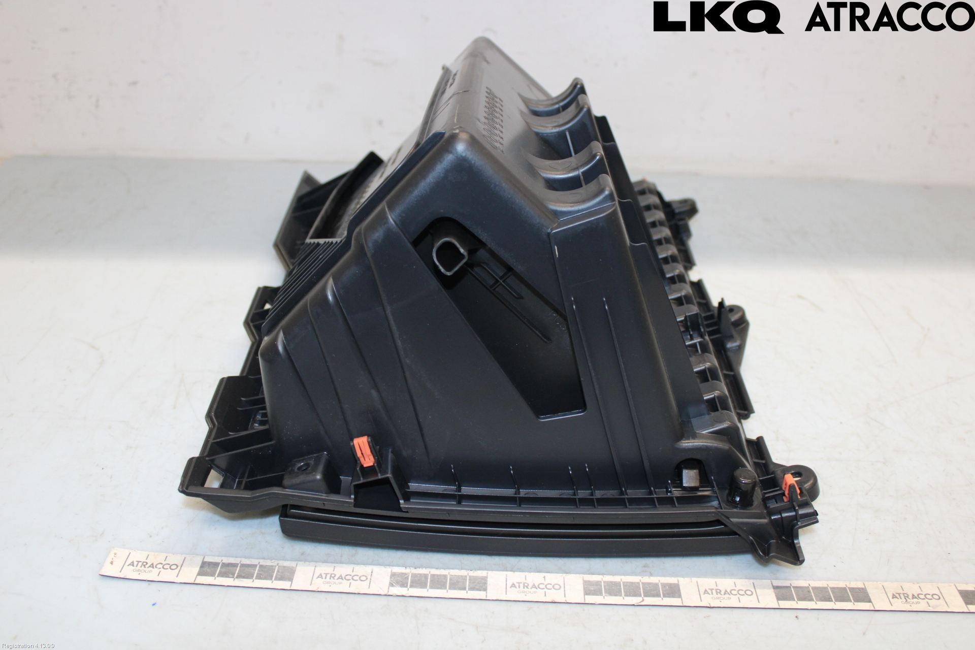 Toyota COROLLA CROSS XG10 22- Handskfack