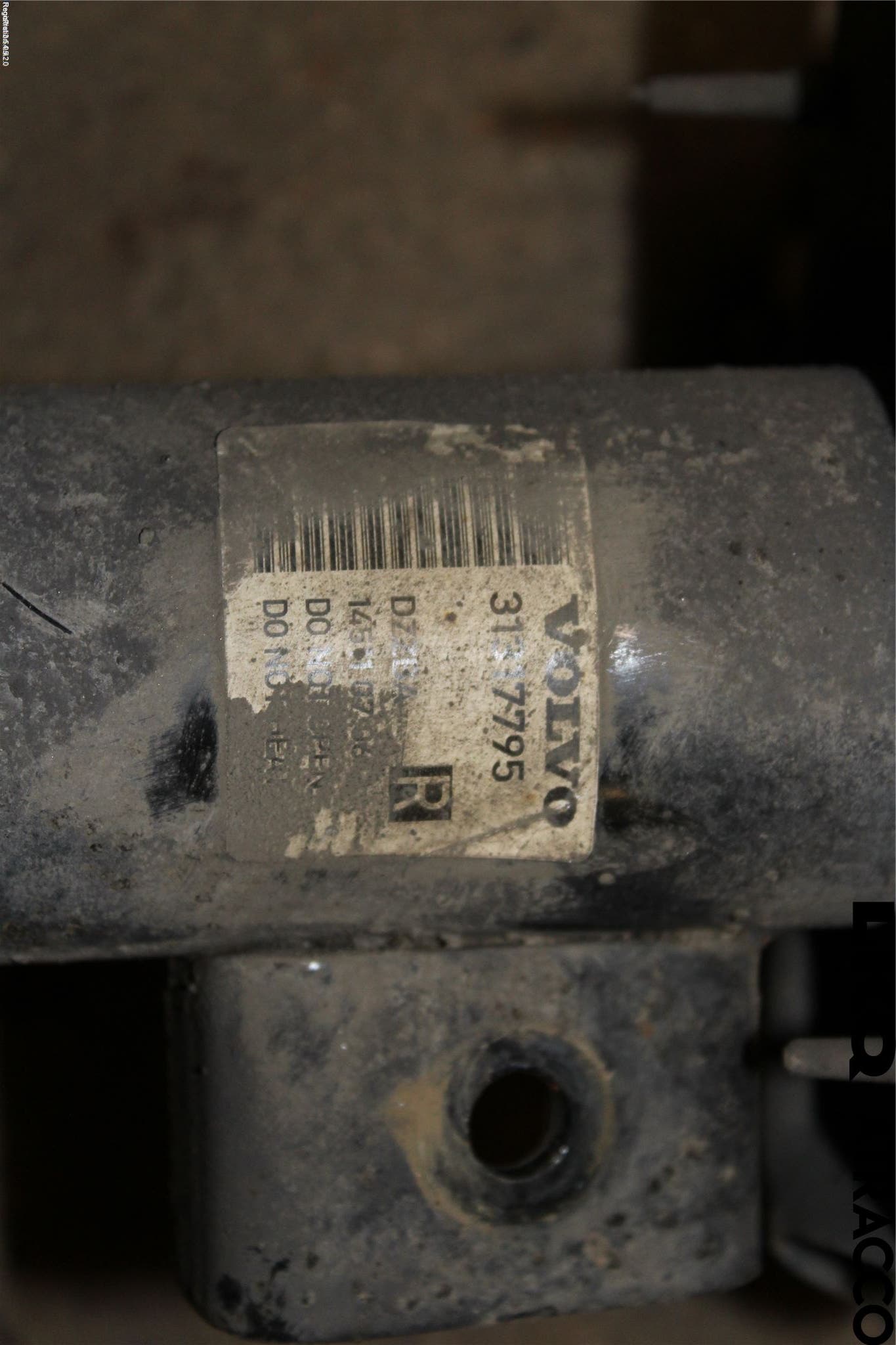 Volvo V70 08-13 Fjäderben Fram Höger