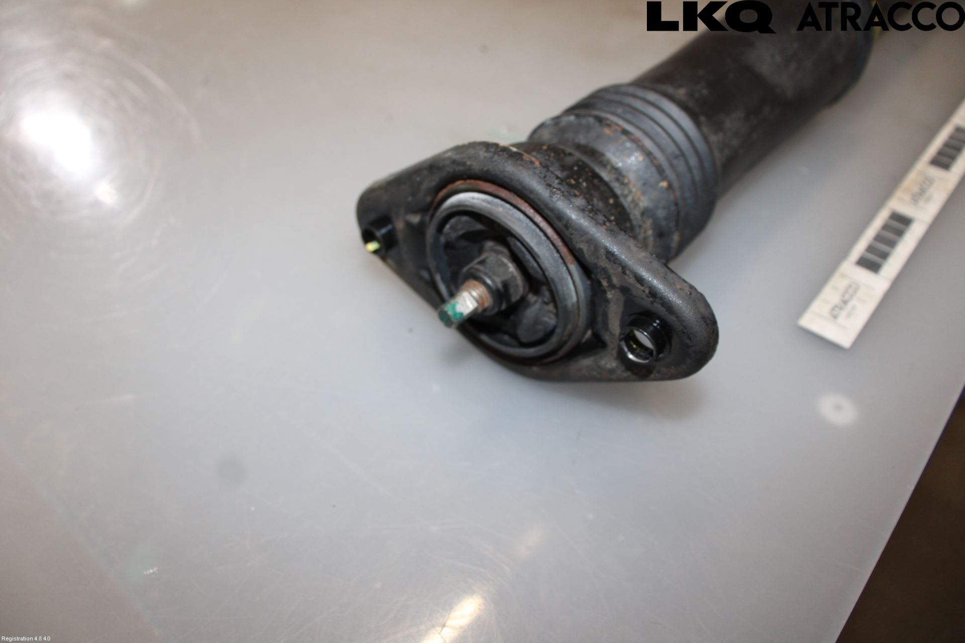 Hyundai i40 08-15 Stötdämpare Bak