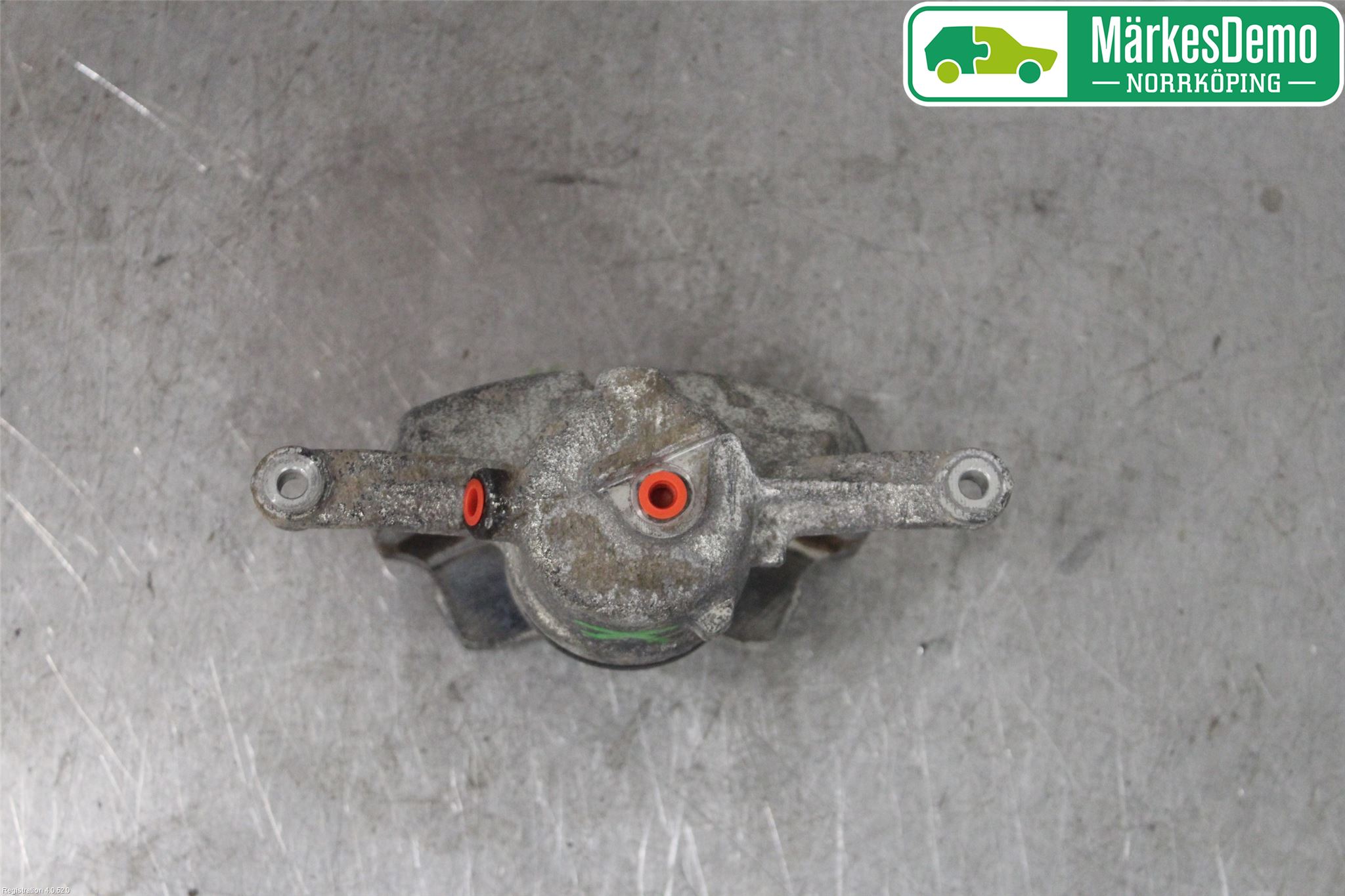 Skoda KAROQ 18- Bromsok Fram Höger