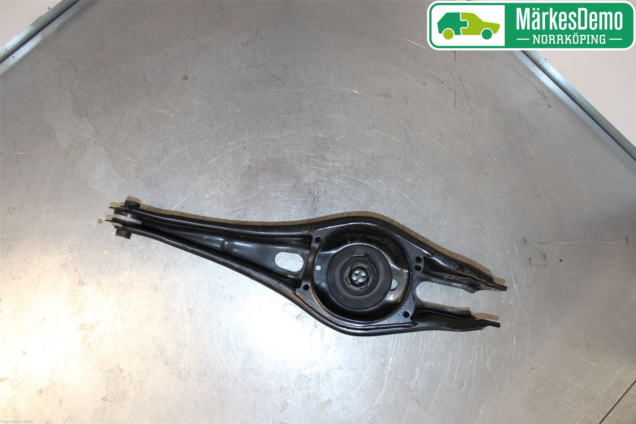 Seat TARRACO 19- Bärarm Bak Höger