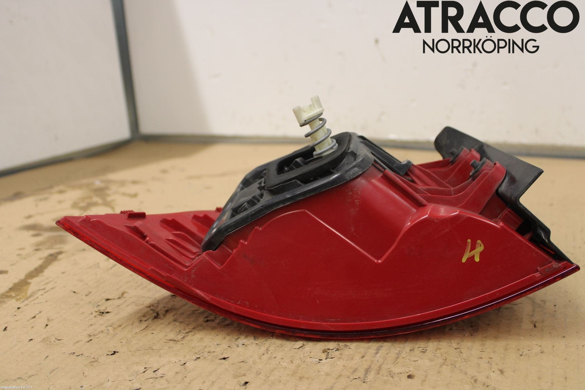 Volkswagen VW PASSAT 11-14 Bakljus Höger