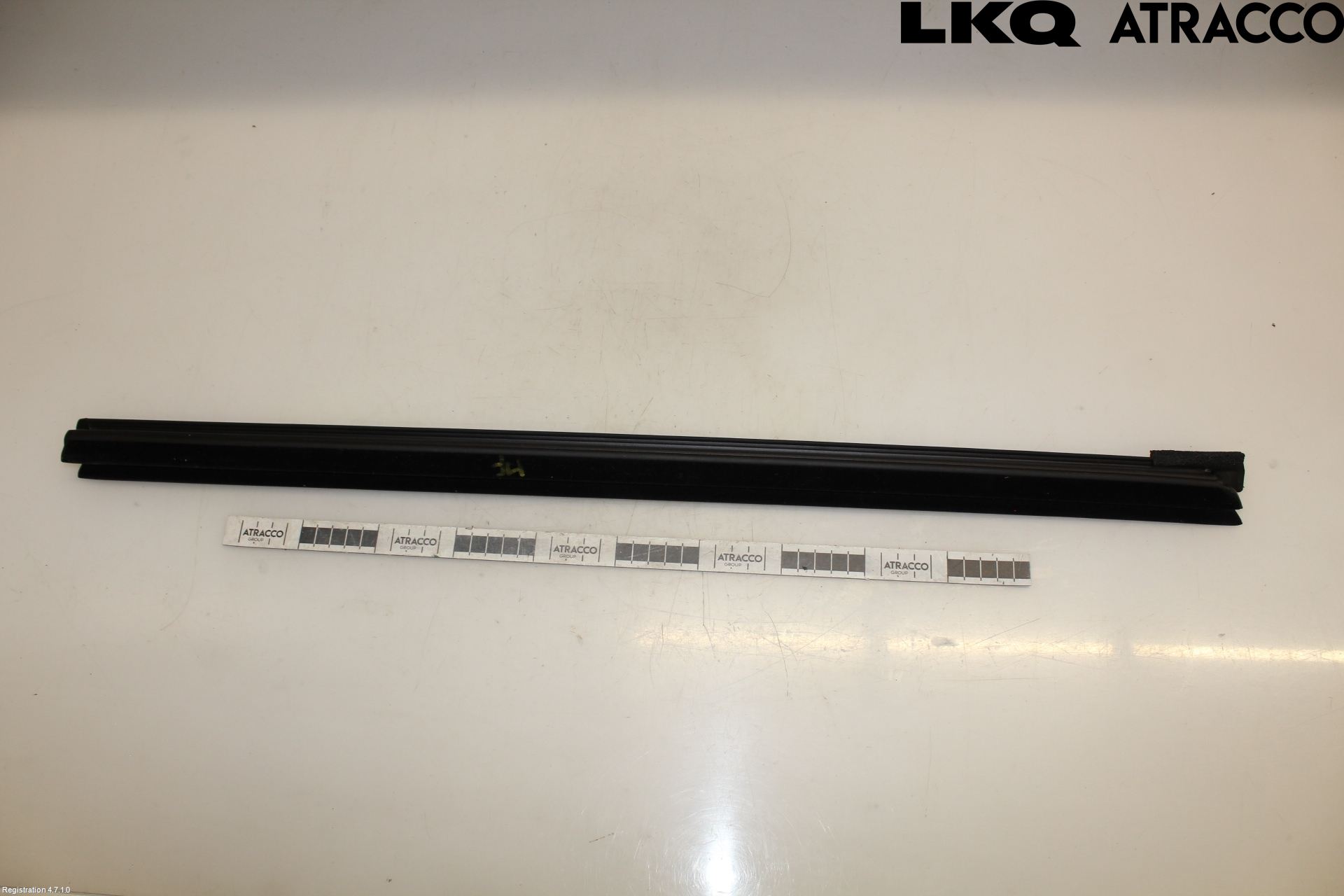 Mazda CX-30 20- Dörr Dekorlist Fram Hö