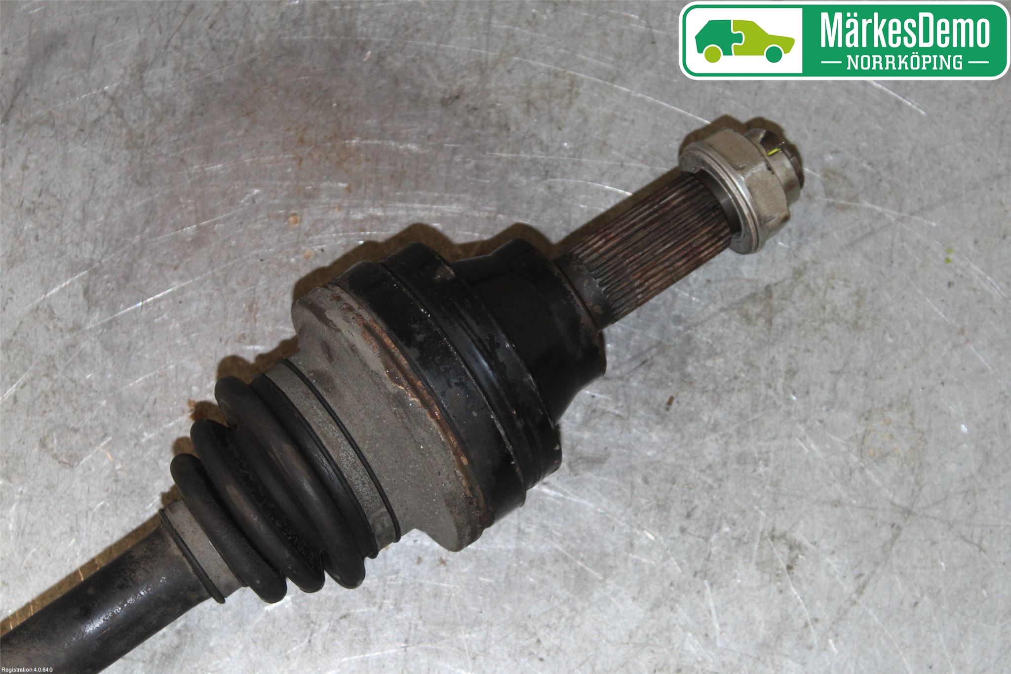 Maserati  Drivaxel Bak Vänster