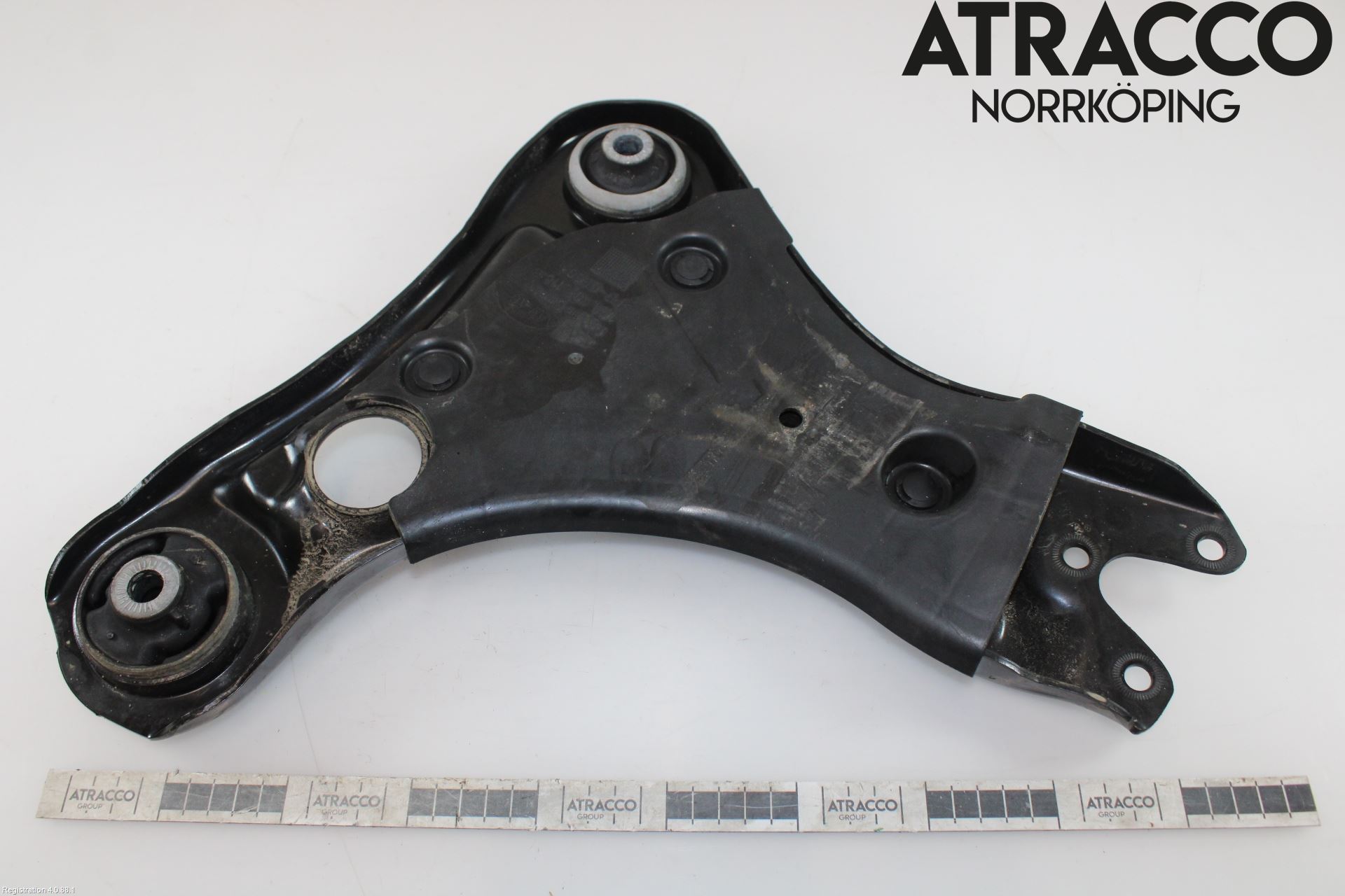 Volkswagen VW ID.3 21- Bärarm Fram Undre Hö