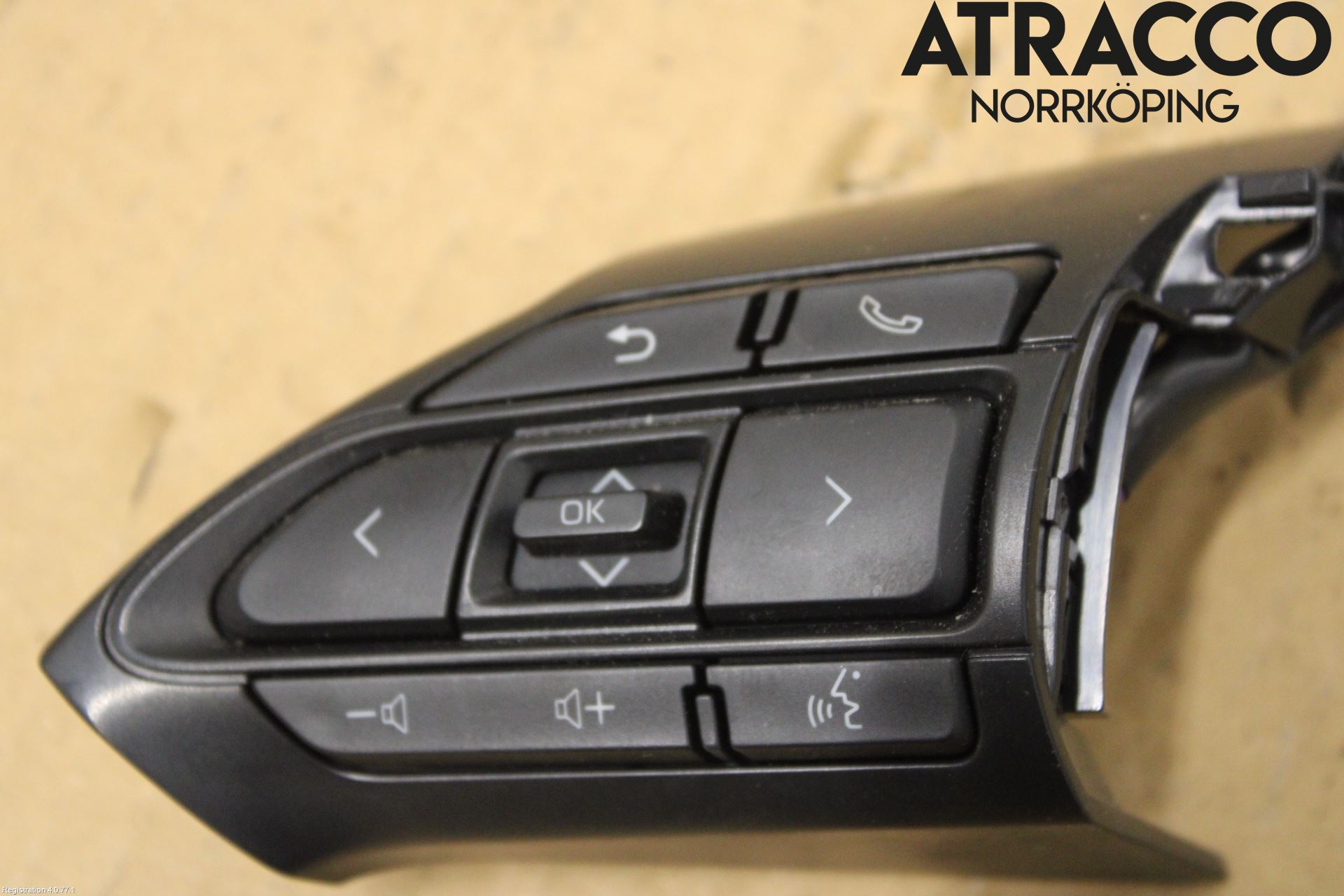 Toyota YARIS XP21 20- Spak-Rattreglage Radio