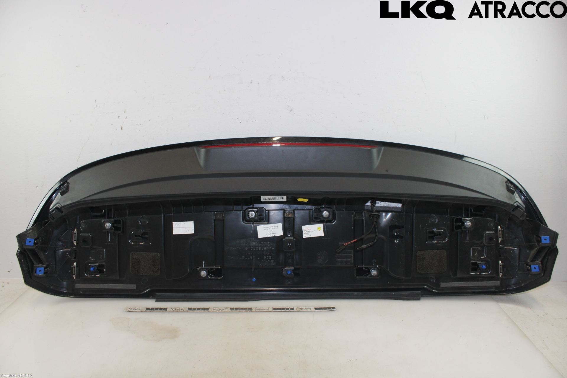 Volkswagen VW ID.7/TOURER 24- Spoiler Baklucka