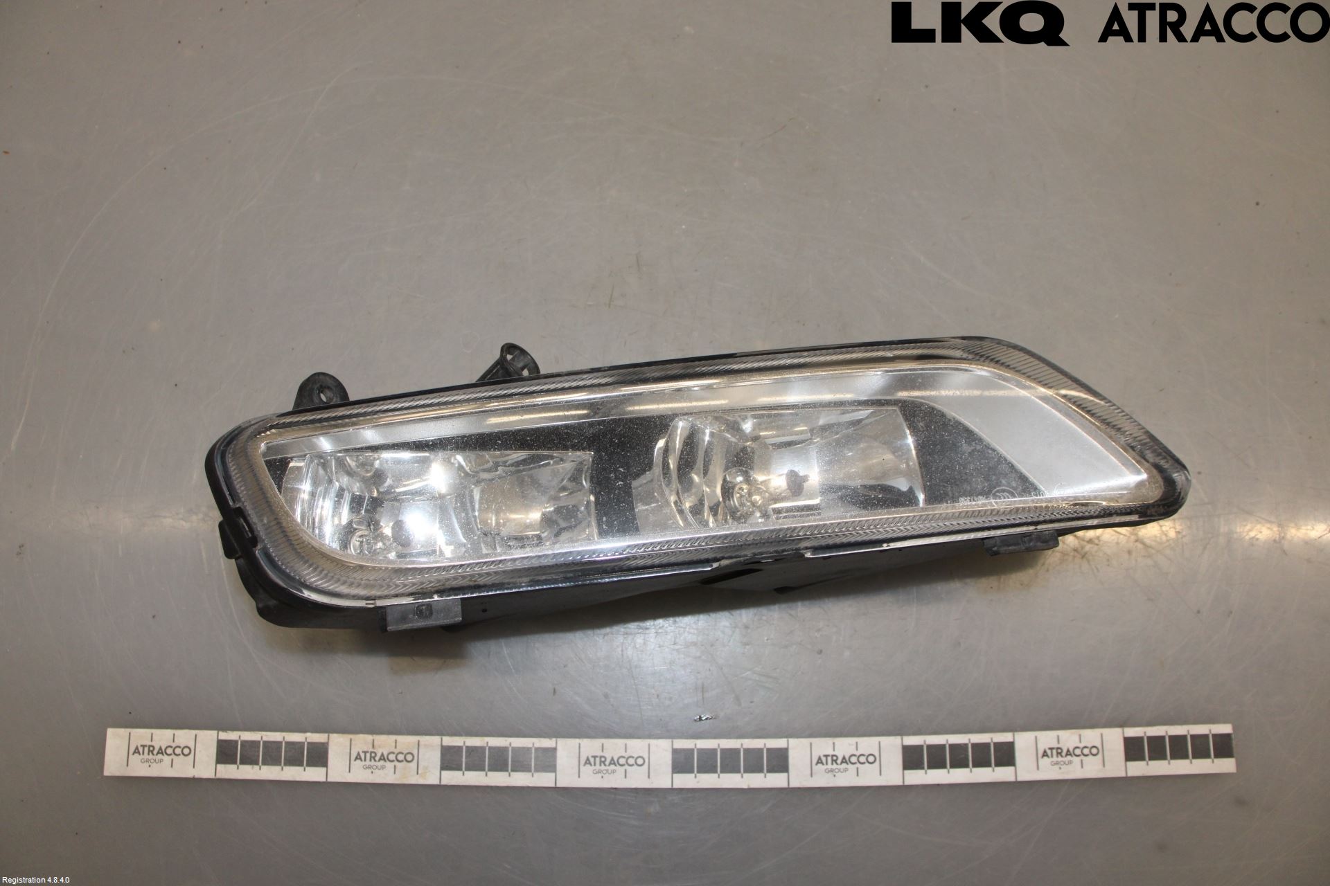 Volkswagen VW PASSAT 11-14 Dimljus-Varselljus Fram