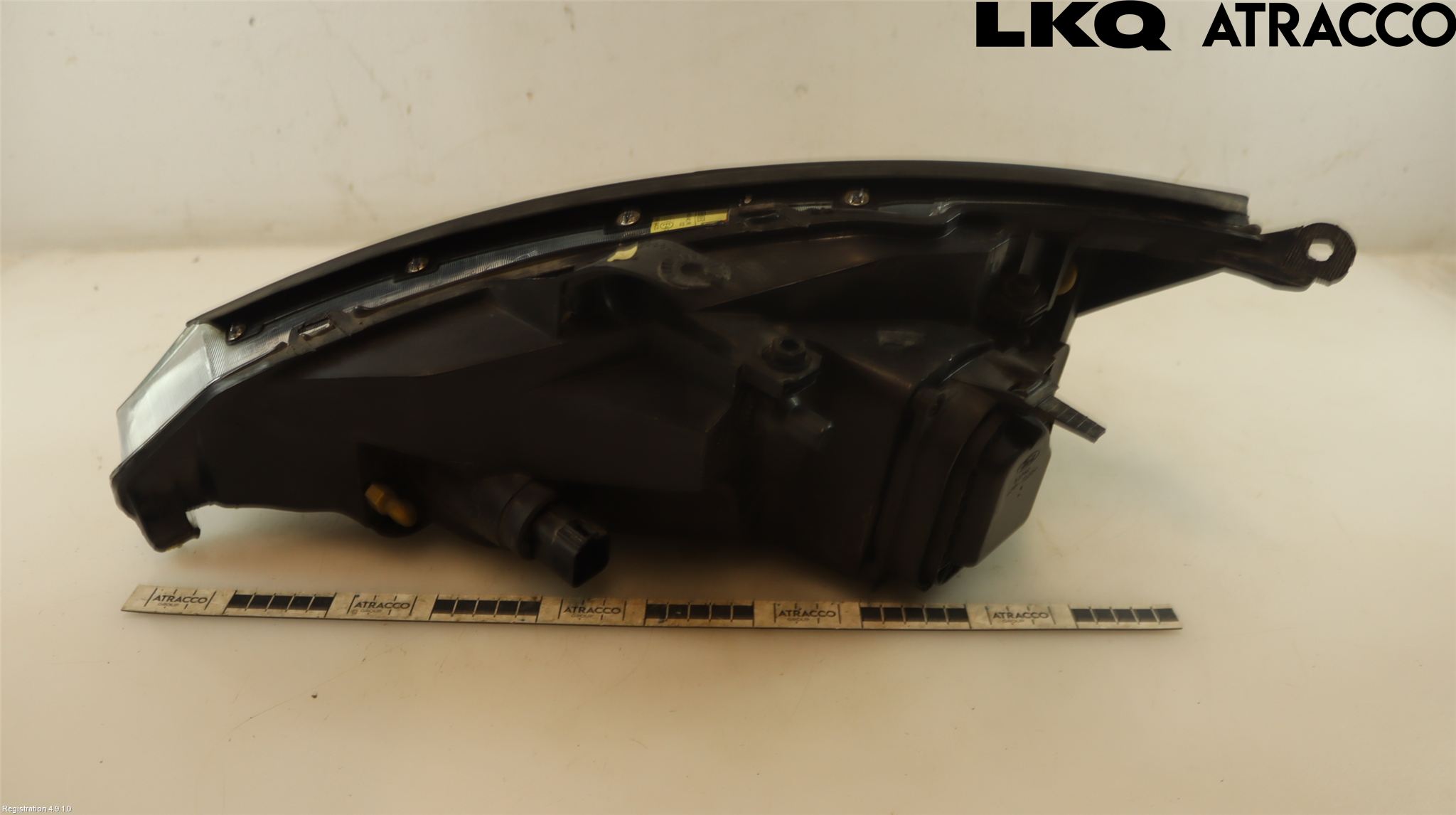 Ford FOCUS     99-04 Strålkastare Höger