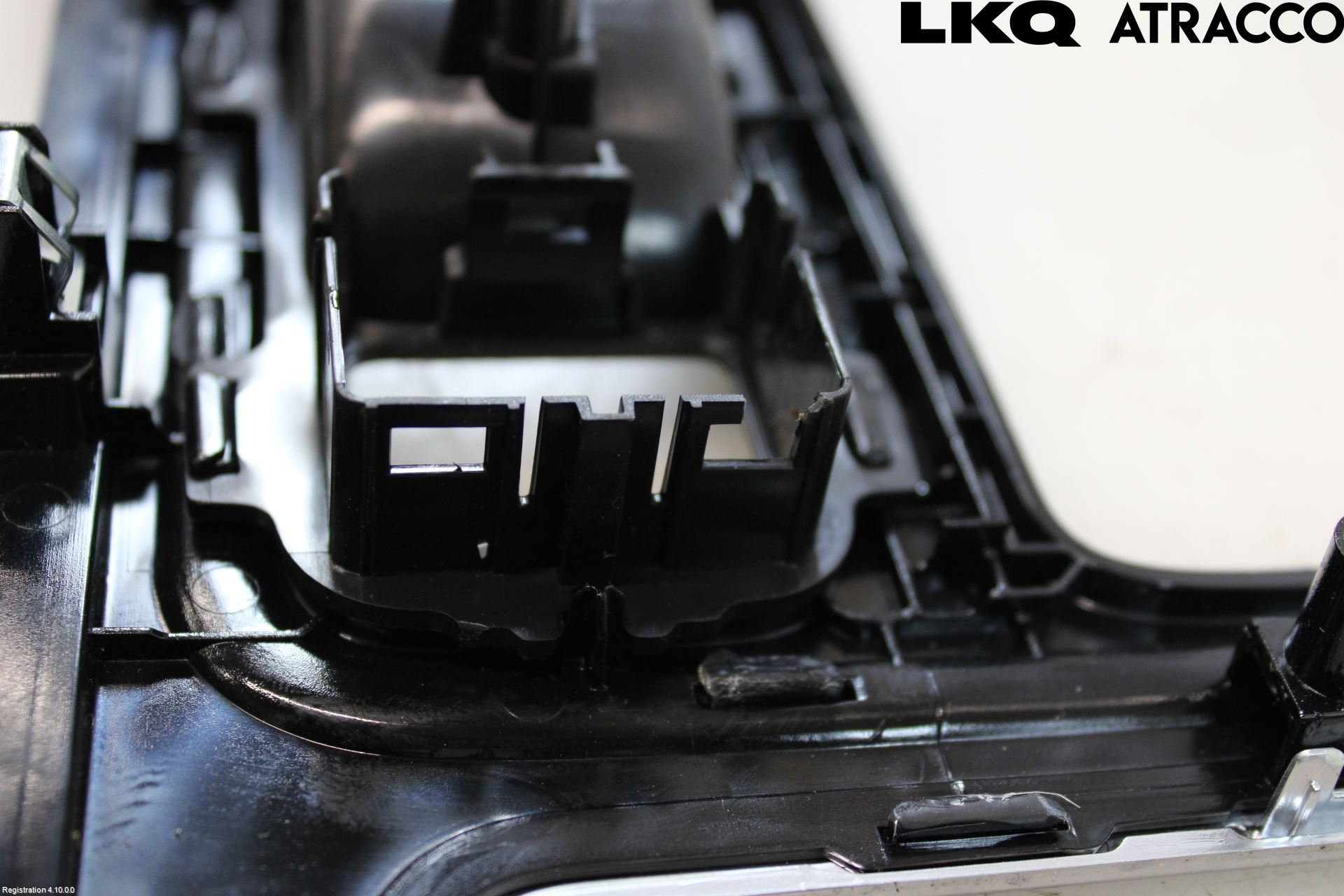 Jaguar F-PACE Instrumentkonsoll Mitt