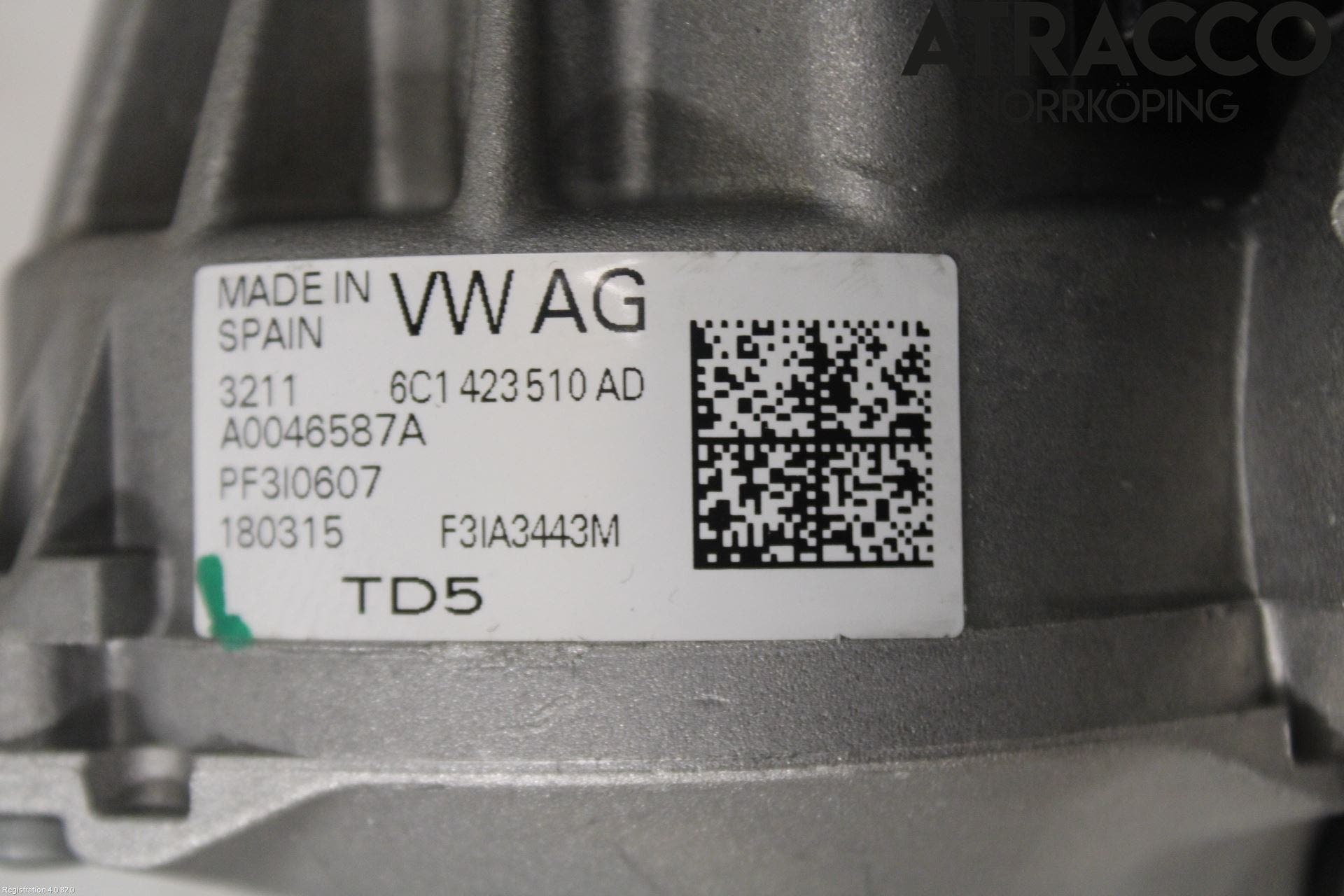 Volkswagen VW POLO 10-17 Rattaxelagg Med Inb Servo