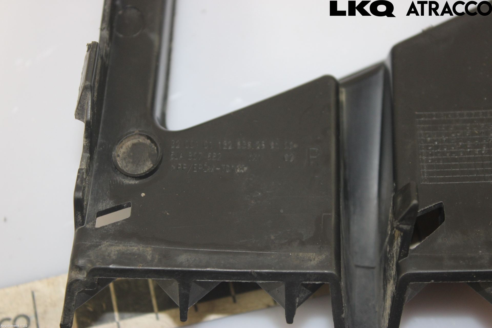 Skoda RAPID Grilldel Höger