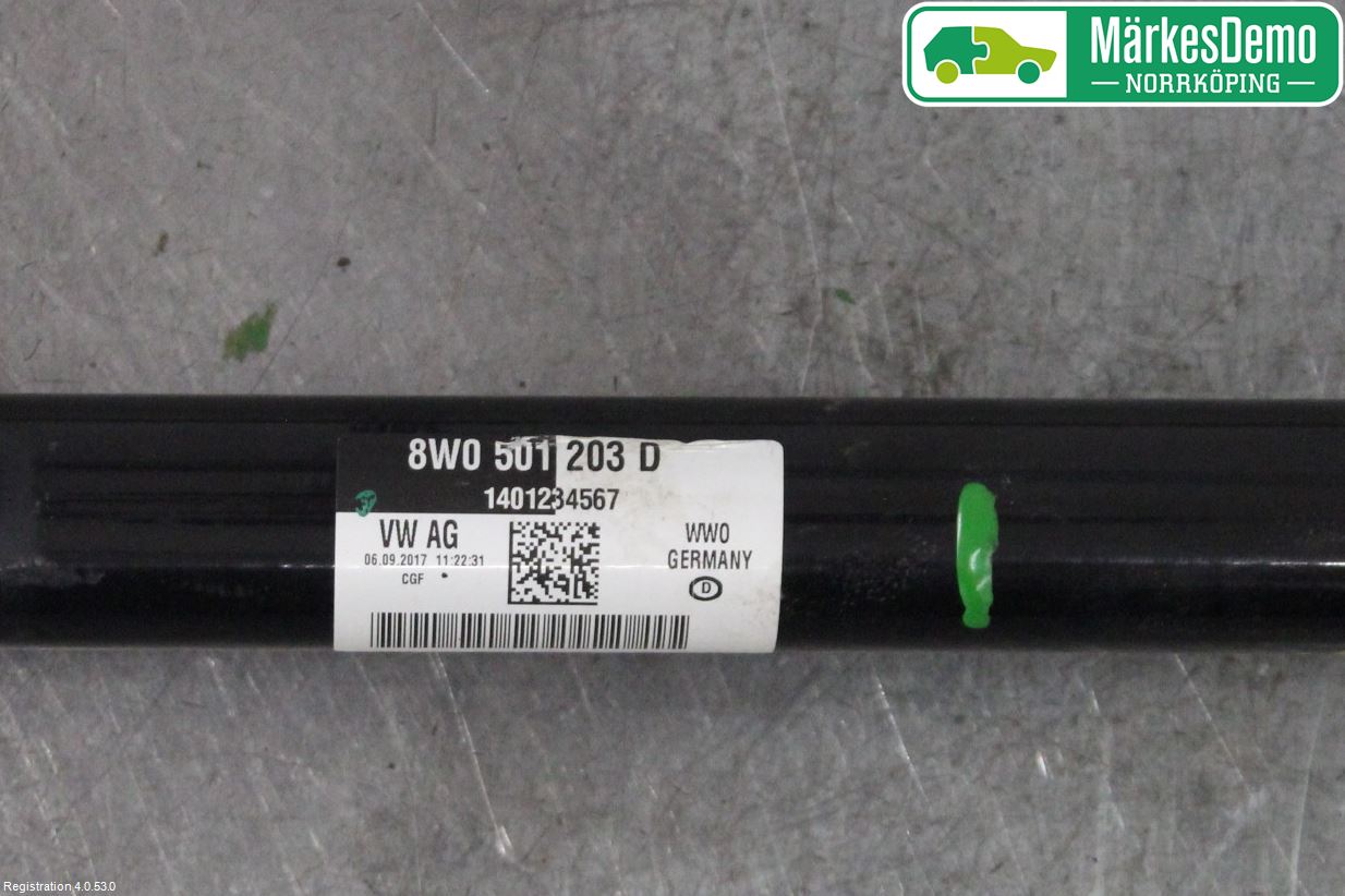 Audi A4/S4 B9 16-19 Drivaxel Bak Vänster