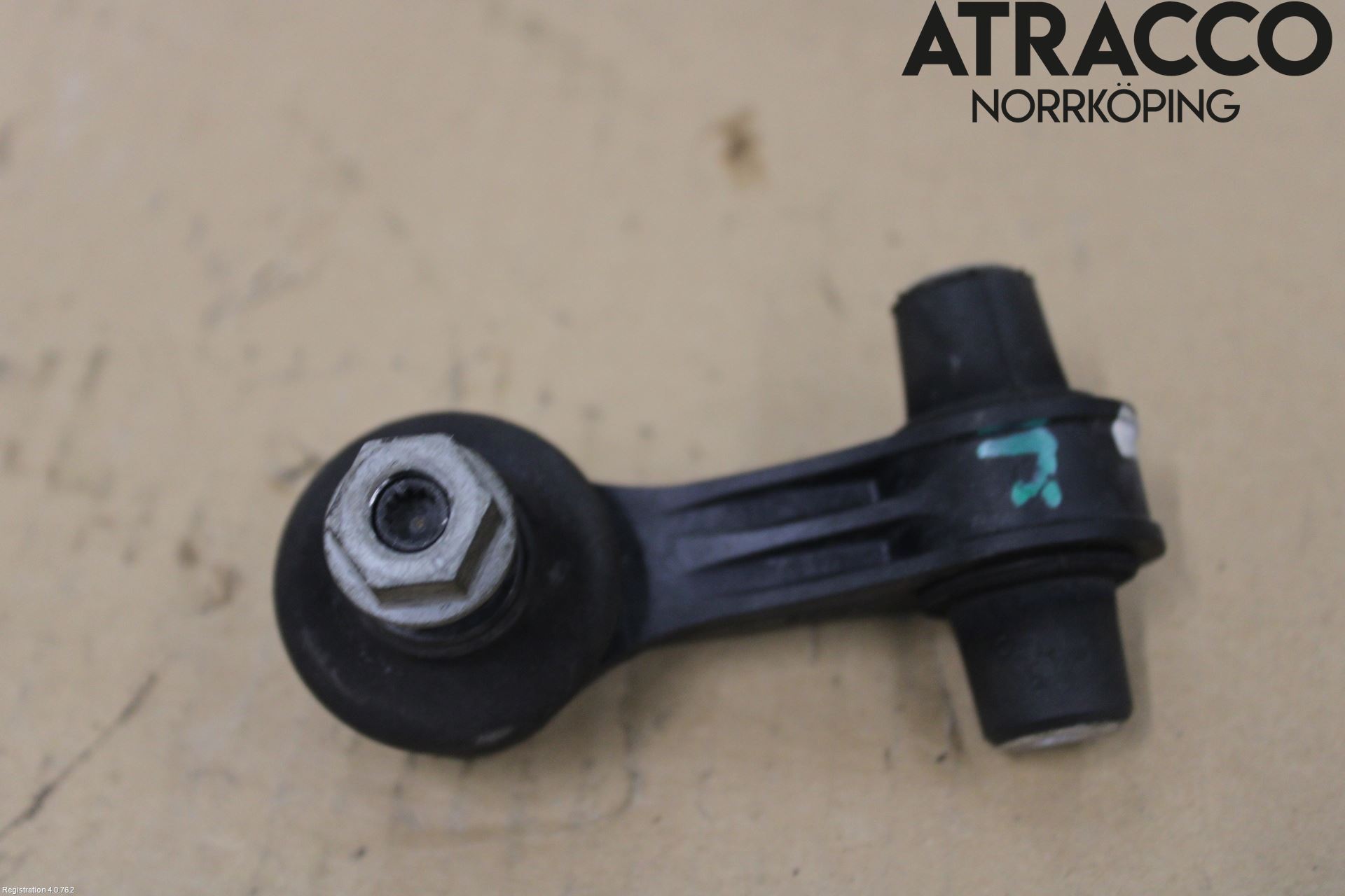 Volkswagen VW ARTEON 17- Krängningshämmarstag Bak