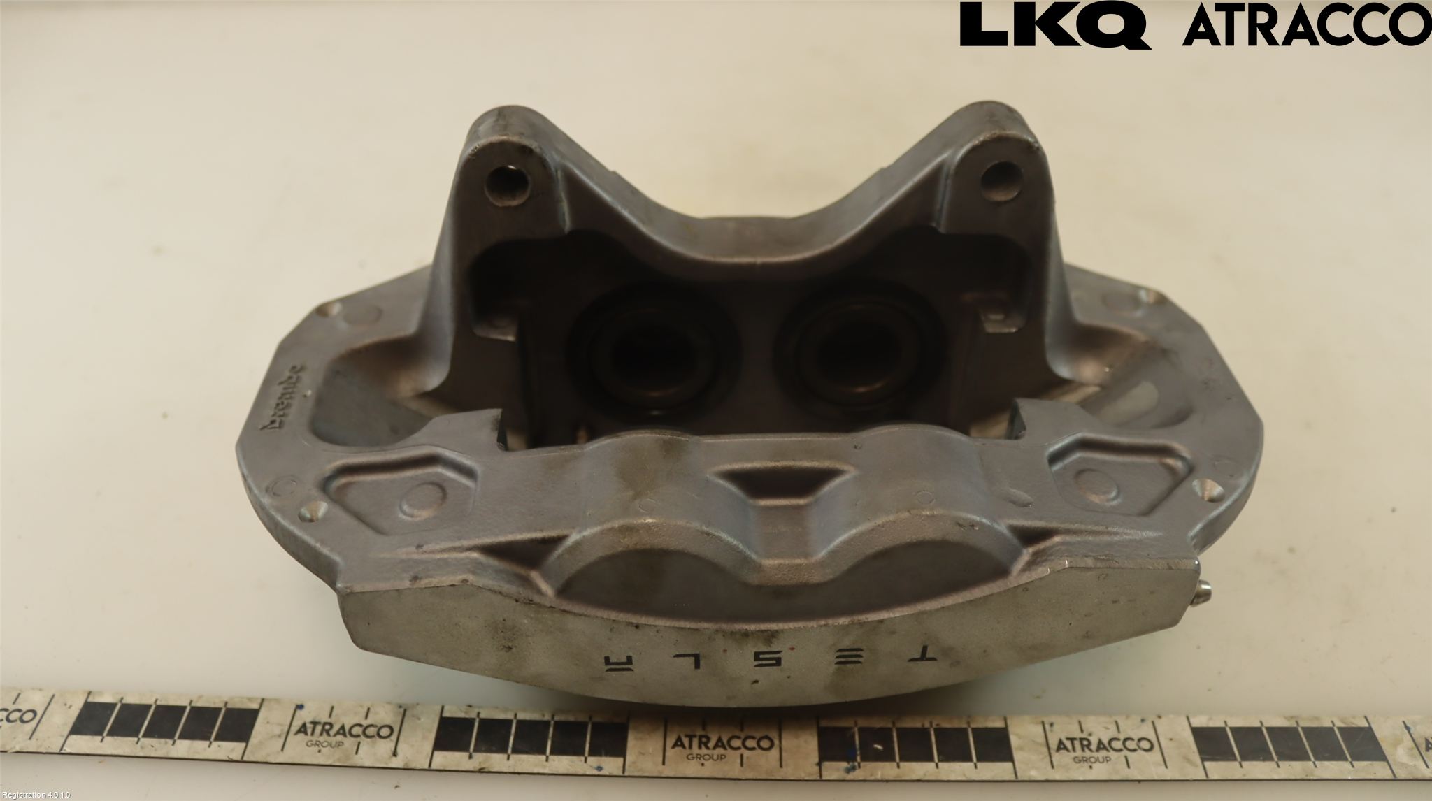 Tesla MODEL 3 17- Bromsok Fram Vänster