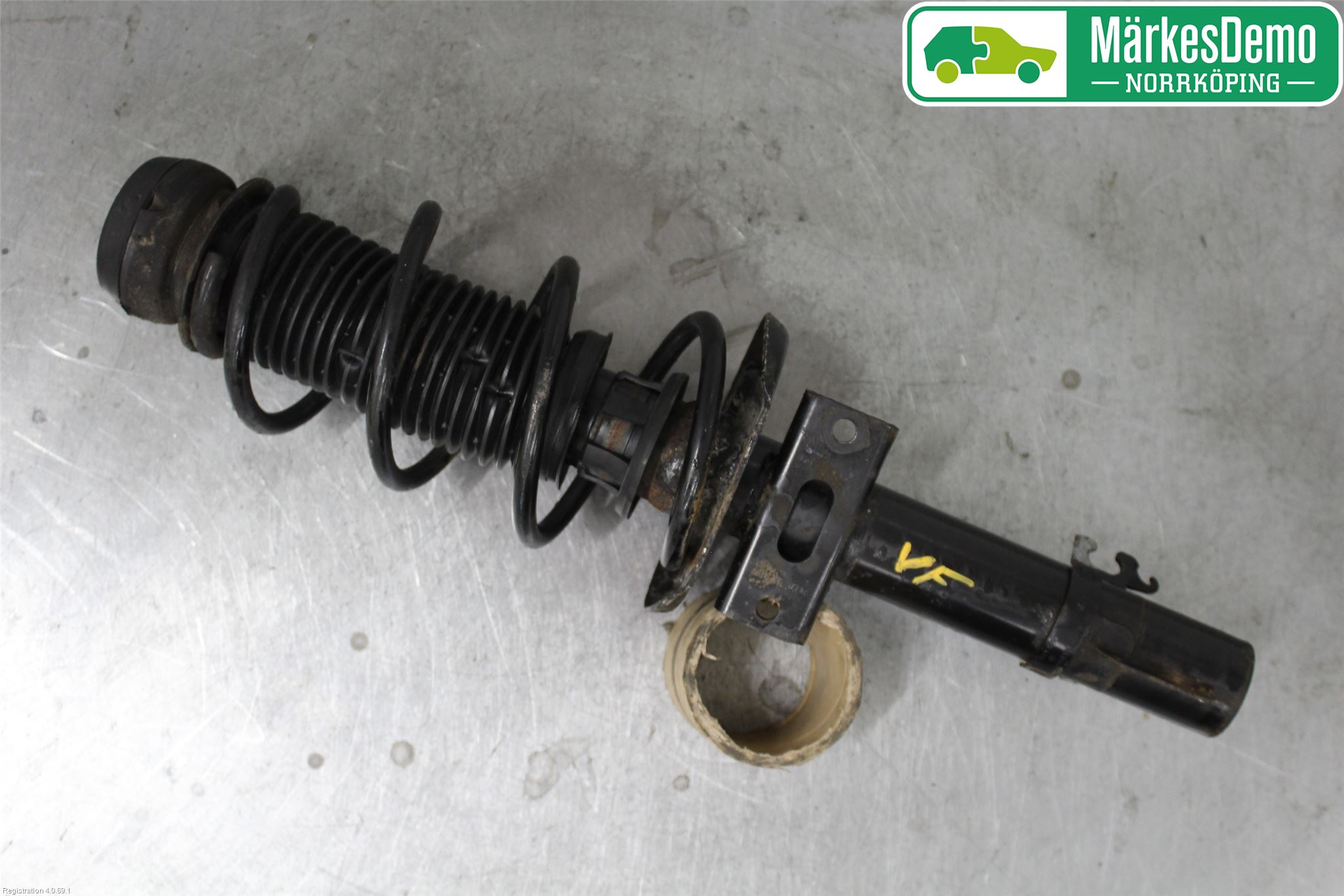 Audi A1/S1 11-18 Fjäderben Fram Vänster