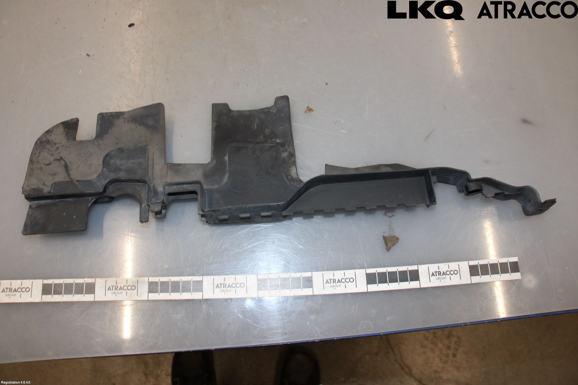 Audi A4/S4 01-05 Deflektor Plåt-Plast Kylning