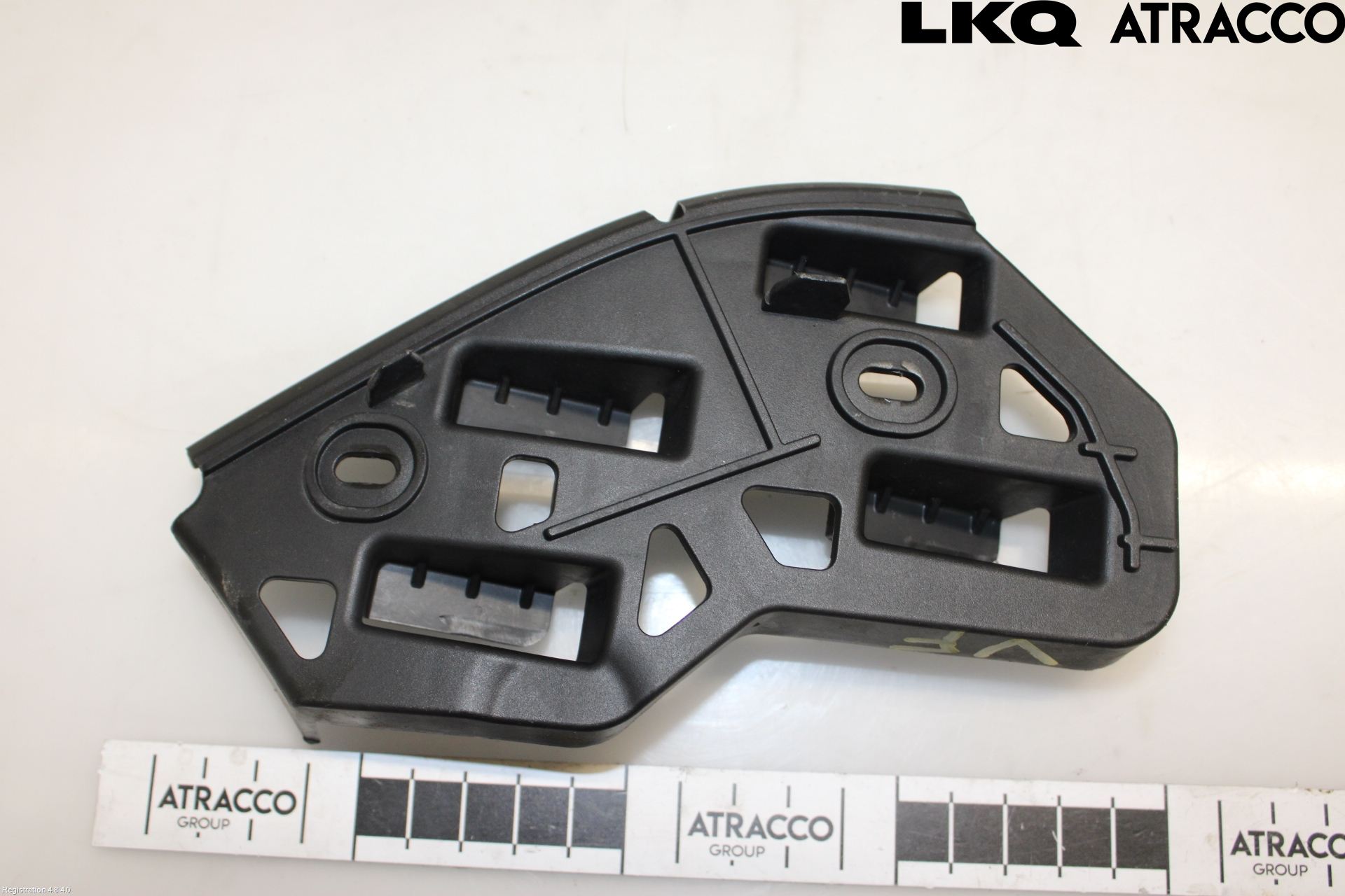 Volkswagen VW POLO 05-09 Stötfångarfäste Fram Vä