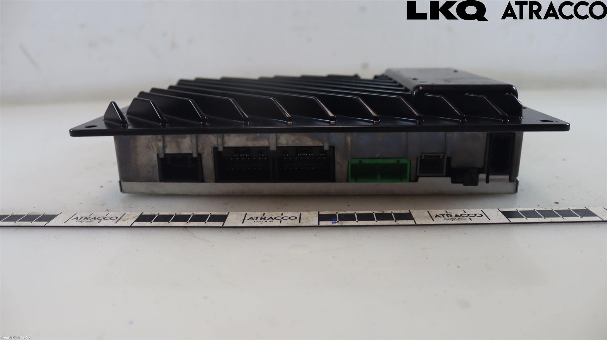 Jaguar XJ X351        10- Radio-Stereo Förstärkare