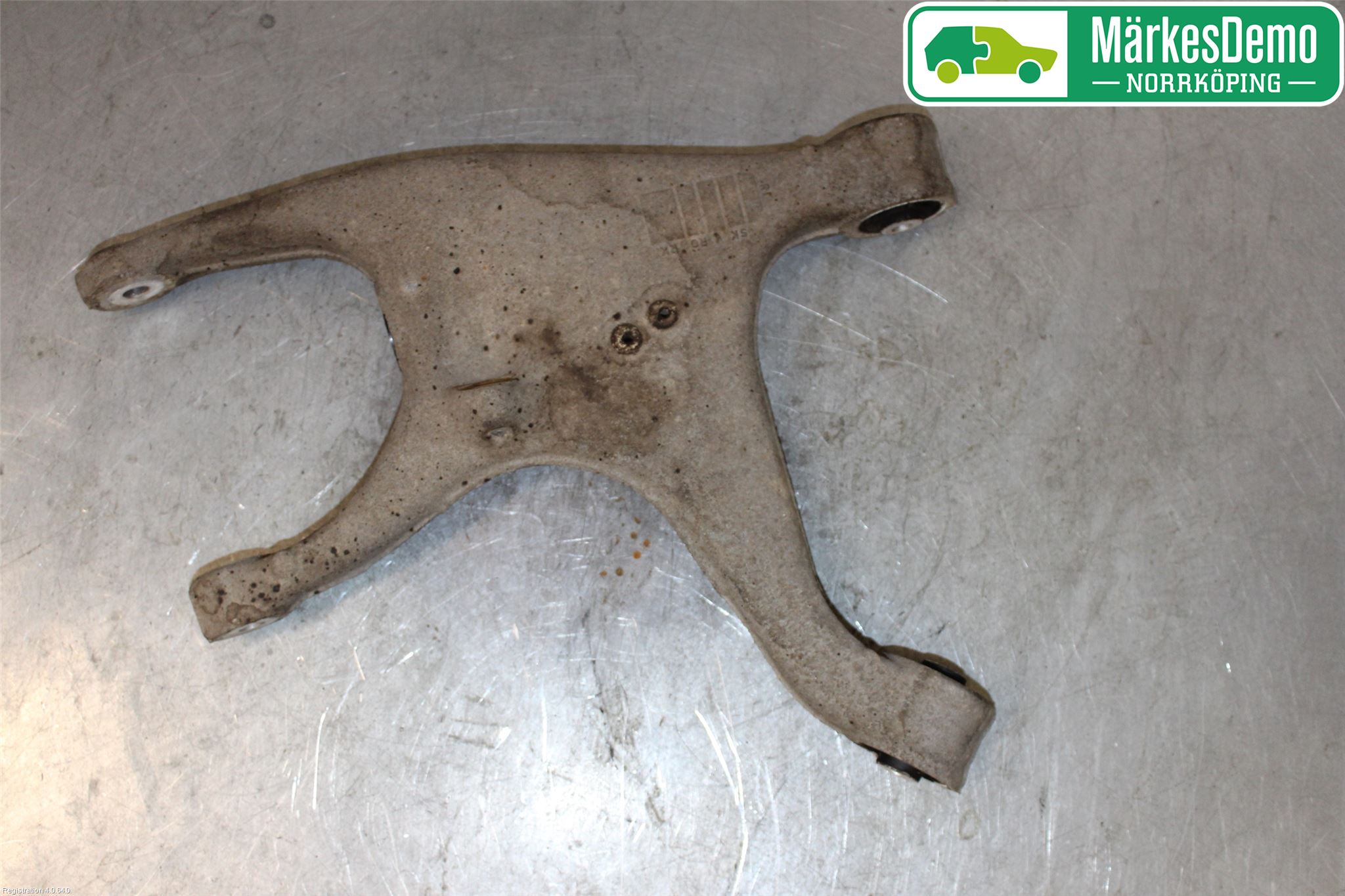 Audi A4 12-15 Bärarm Bak Höger