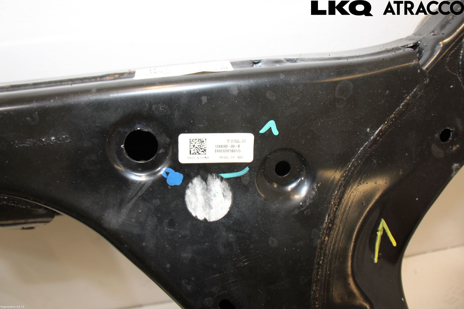Tesla MODEL 3 17- Bakaxelbalk