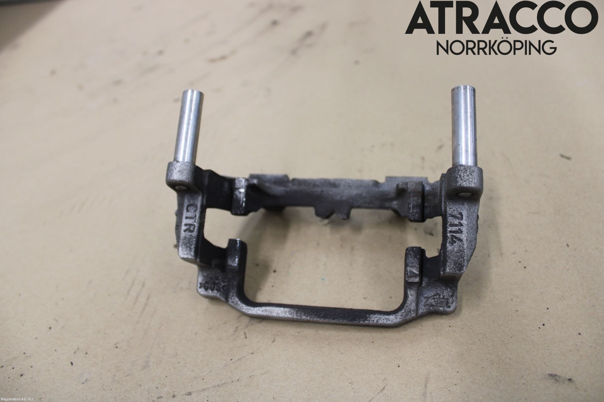 Volkswagen VW GOLF / E-GOLF VIII 20- Bromsokshållare