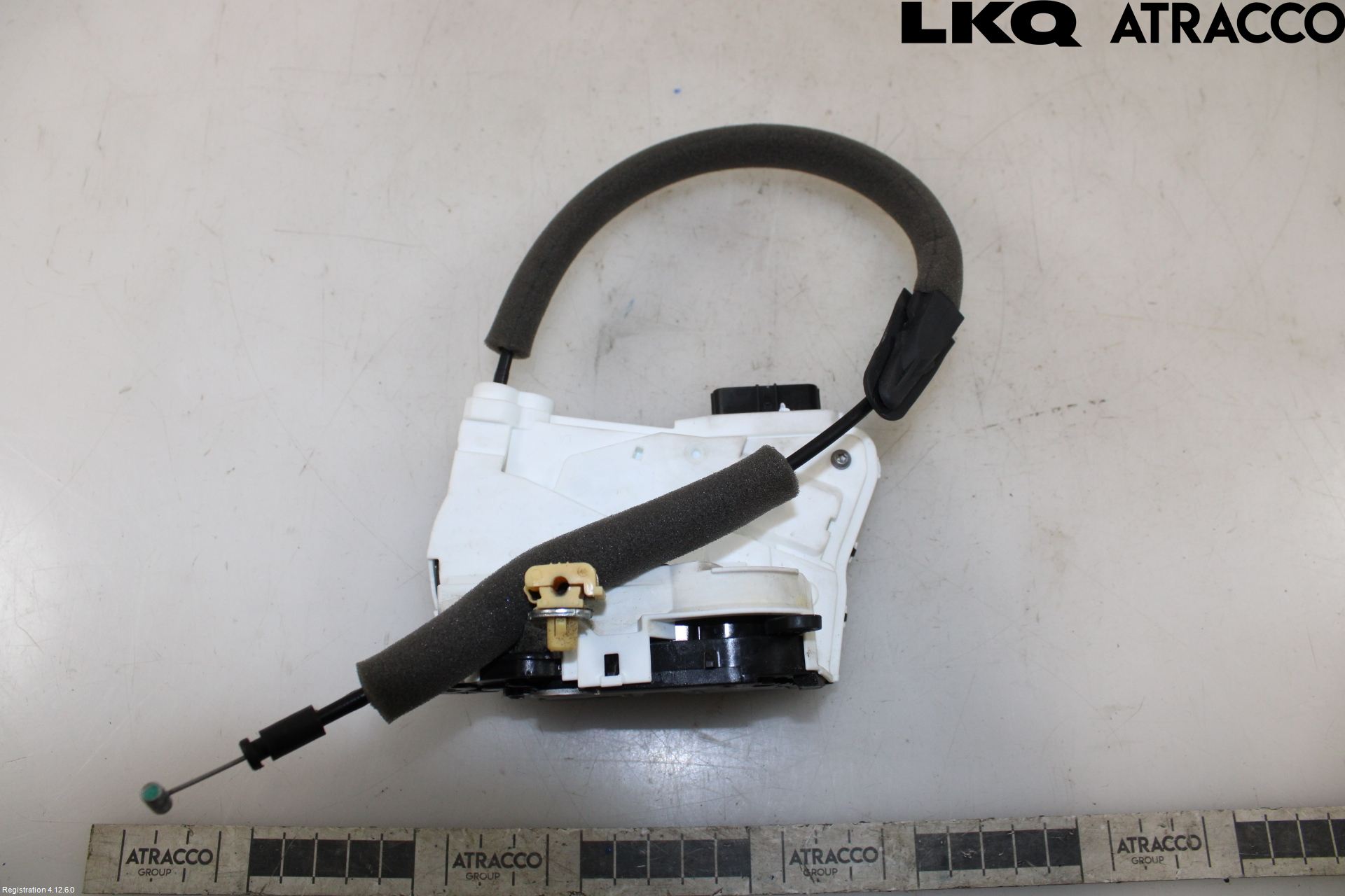 MG 4 23- Låskista-Dörrlås