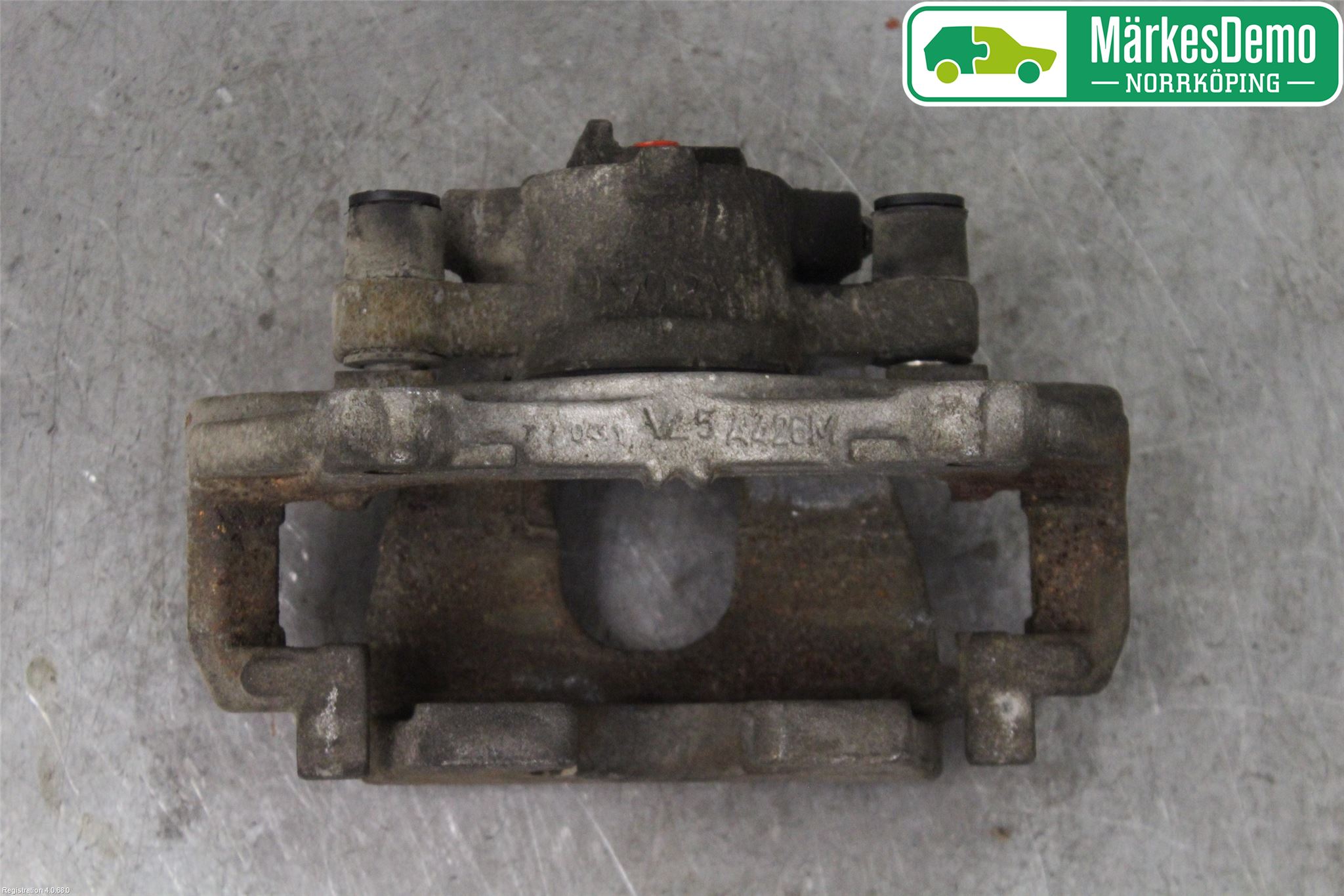 Jaguar F-PACE Bromsok Fram Vänster