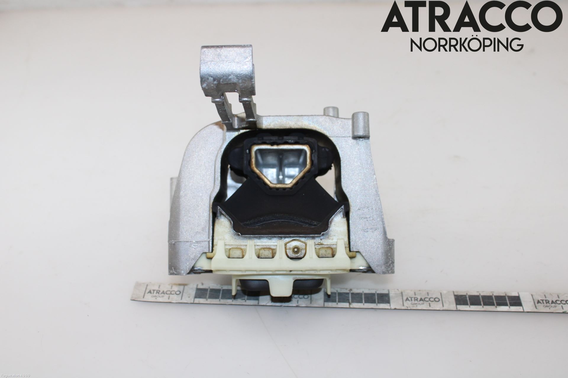 Skoda SCALA 19- Motorfäste