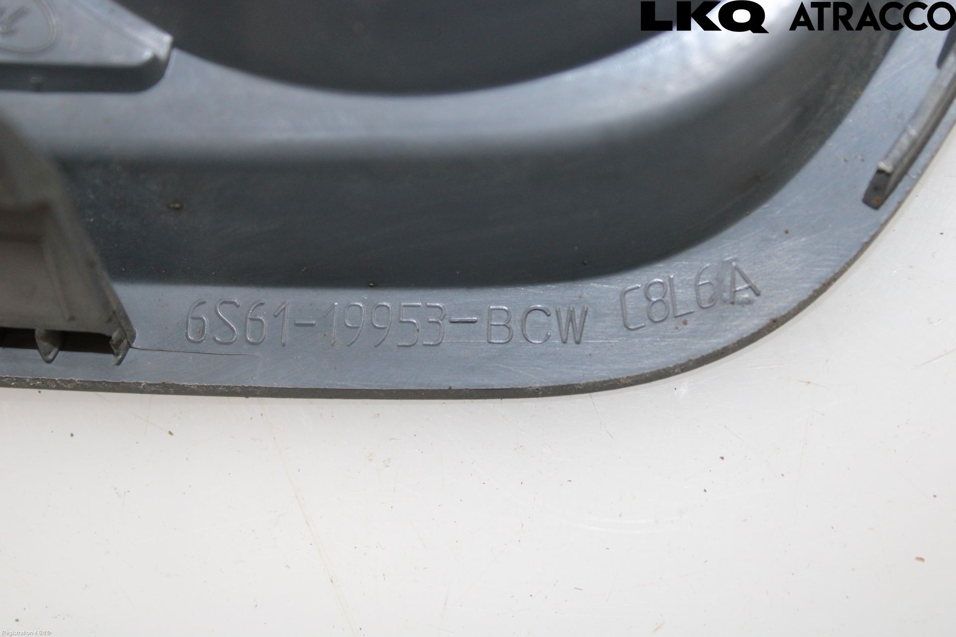 Ford FIESTA     06-08 Dimljussarg Fram