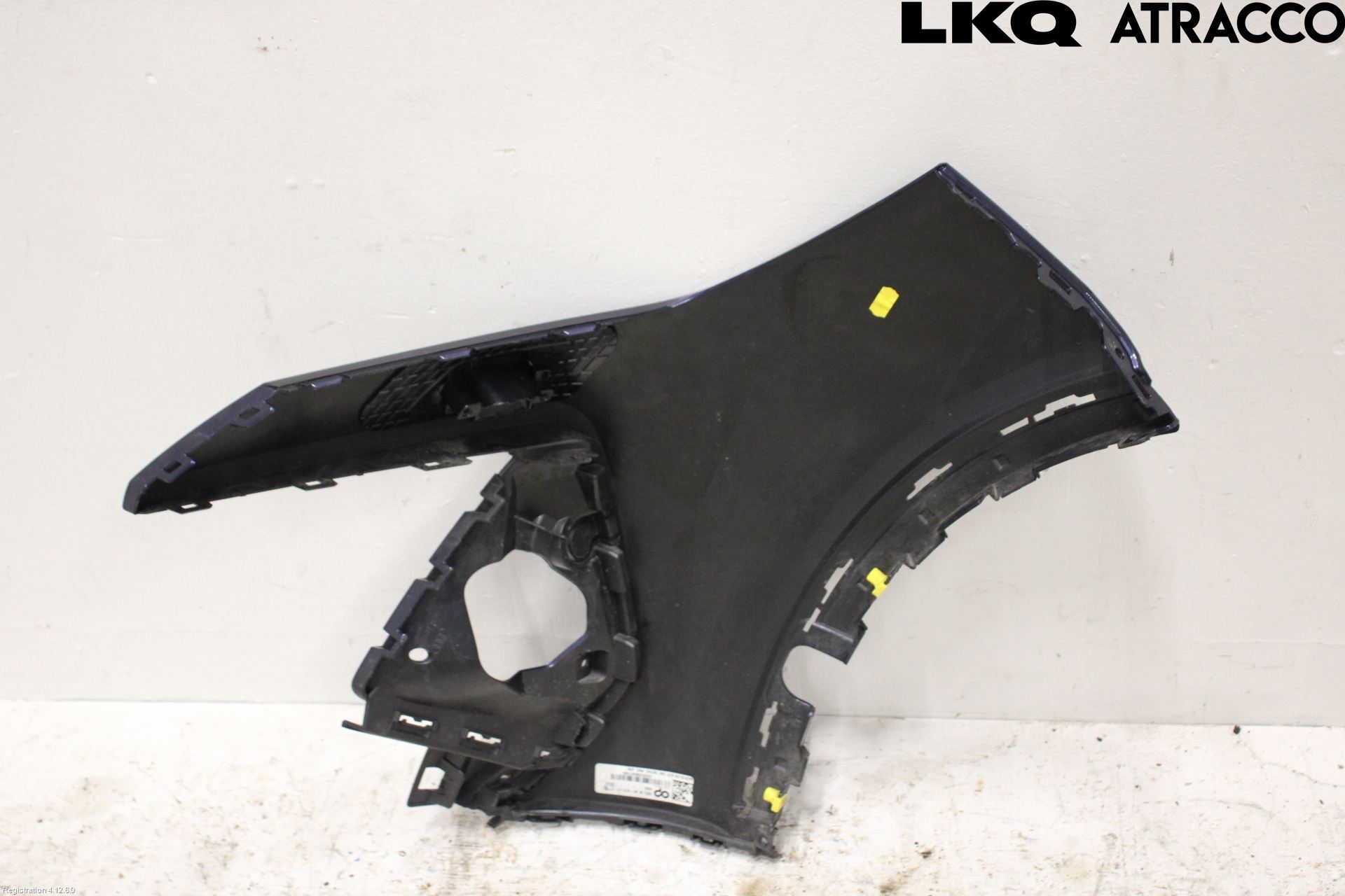 Audi Q4 E-TRON FZ 22- Stötfångardel Fram Hö