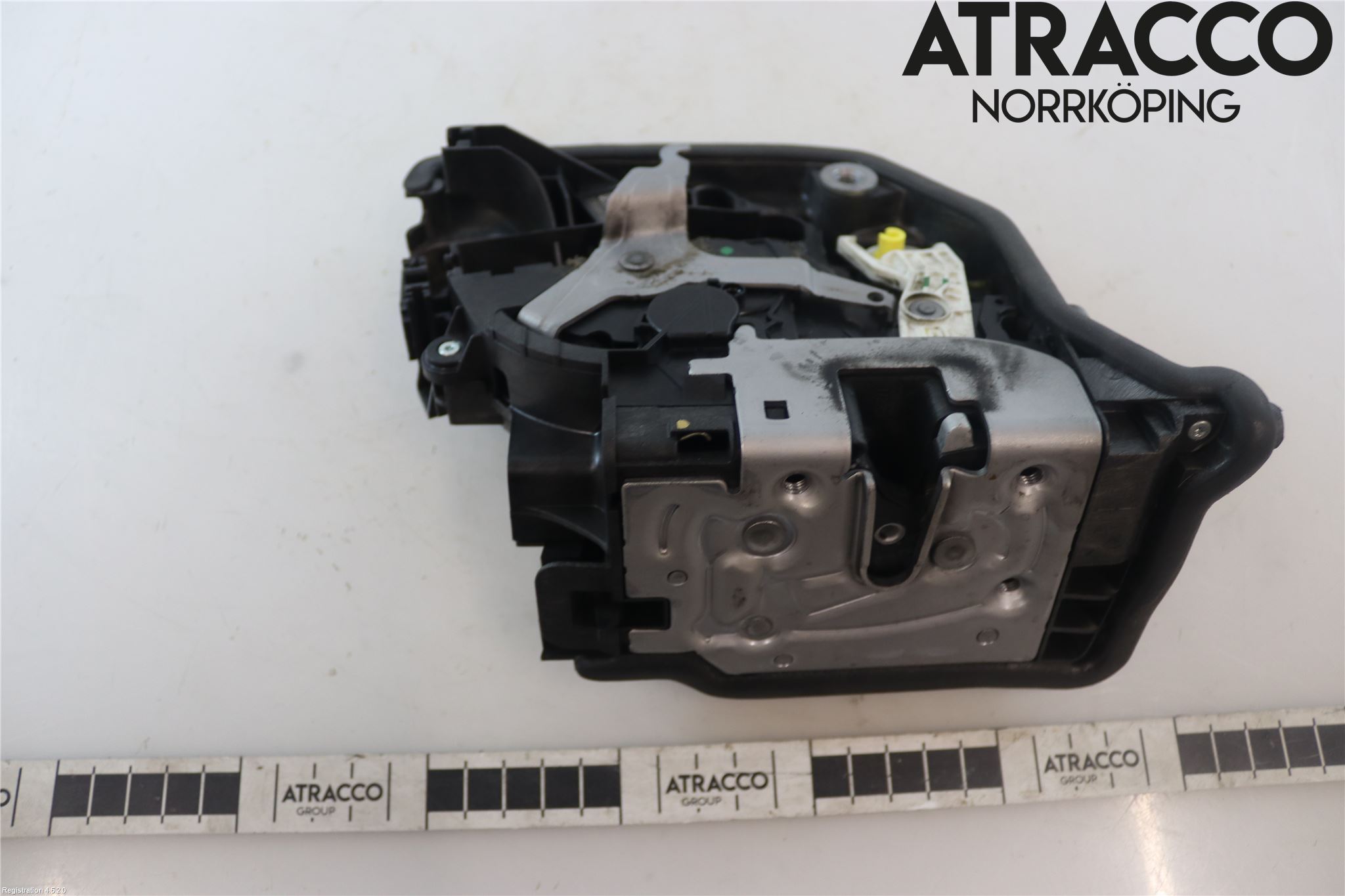 BMW 2 F46 GRAN TOURER 15-22 Låskista-Dörrlås