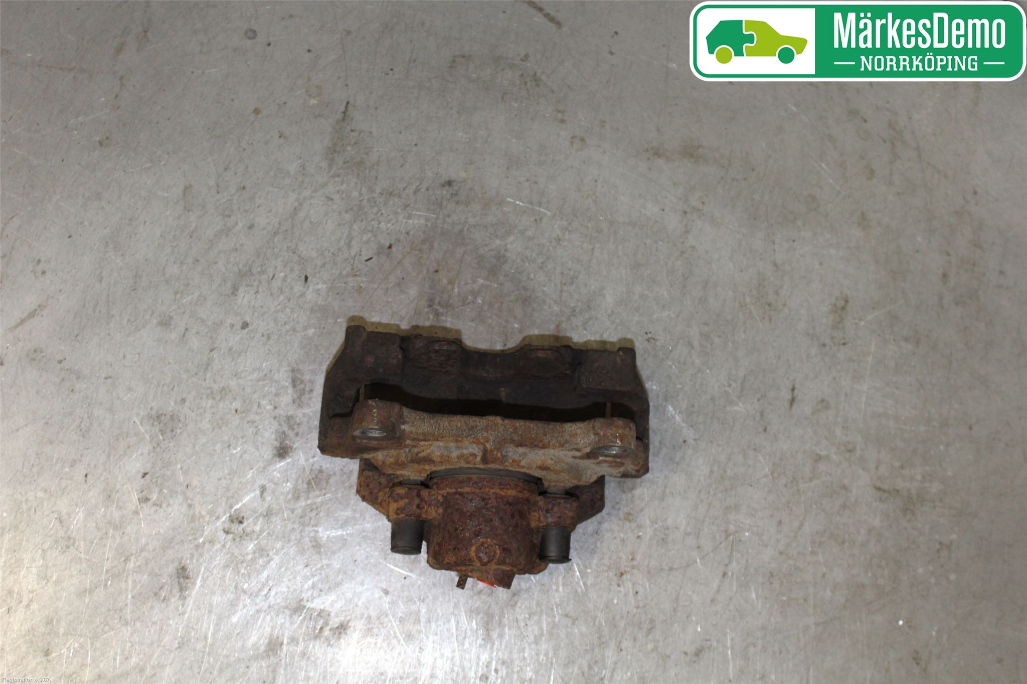 Volkswagen VW PASSAT 11-14 Bromsok Fram Vänster
