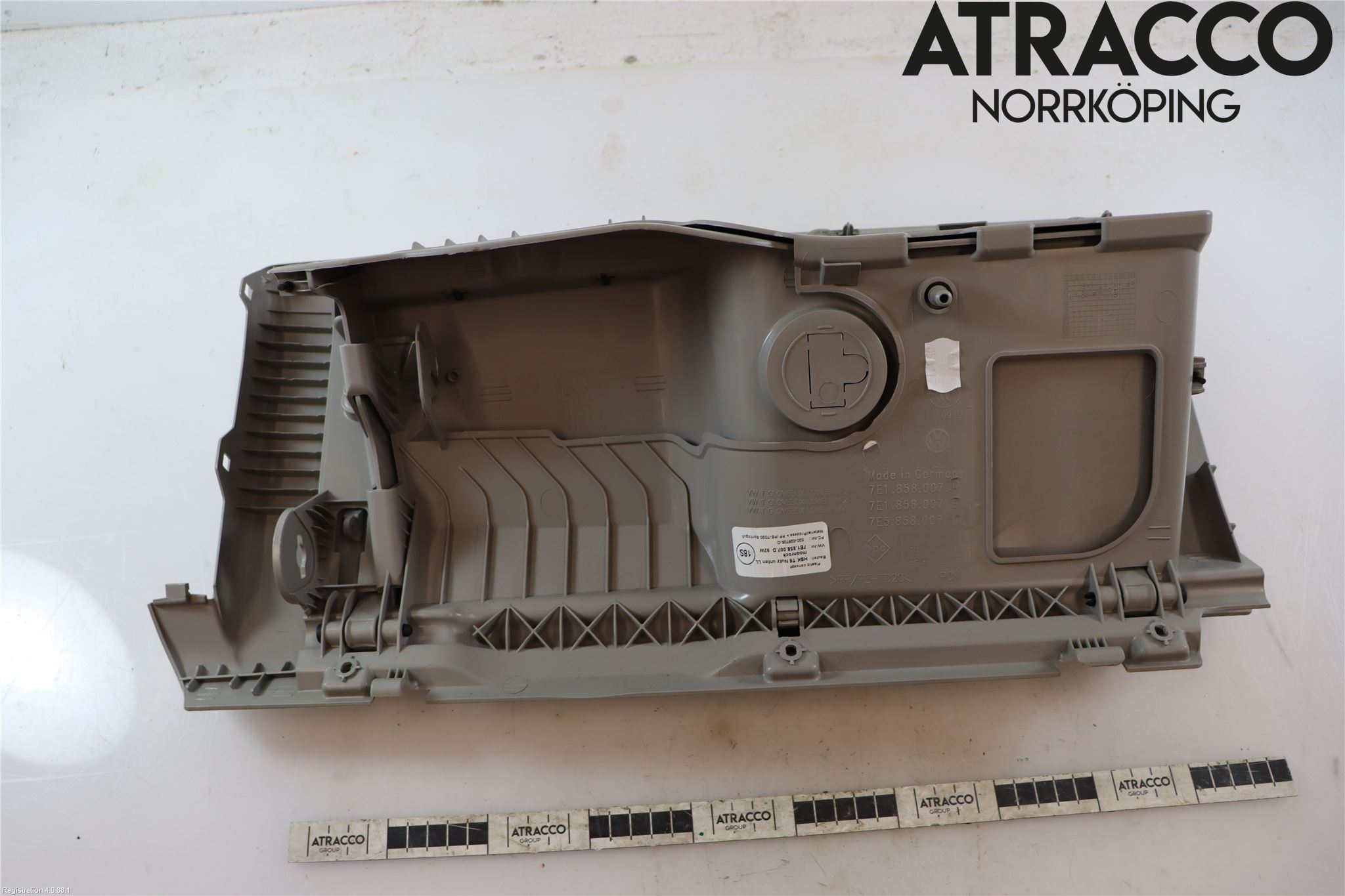 Seat ARONA Handskfack