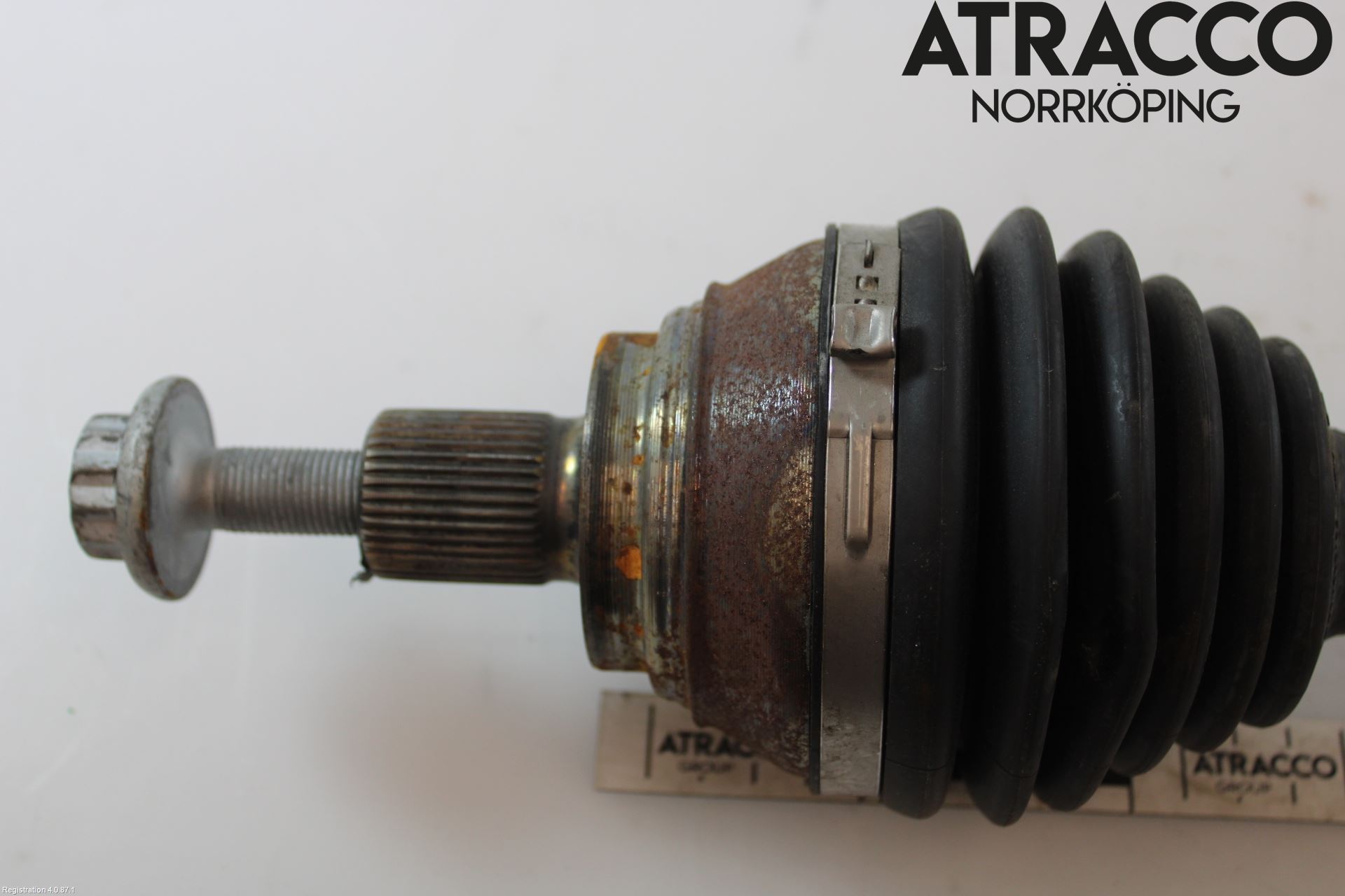 Volkswagen VW ID.5 22- Drivaxel Fram Höger