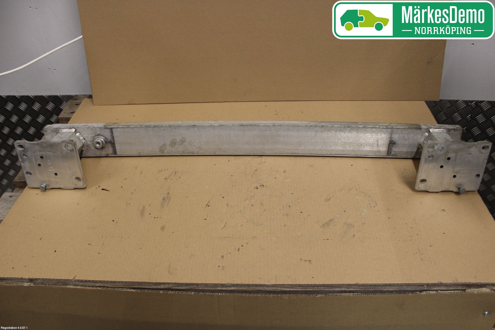 Peugeot 307     05-08 Stötfångarbalk Fram