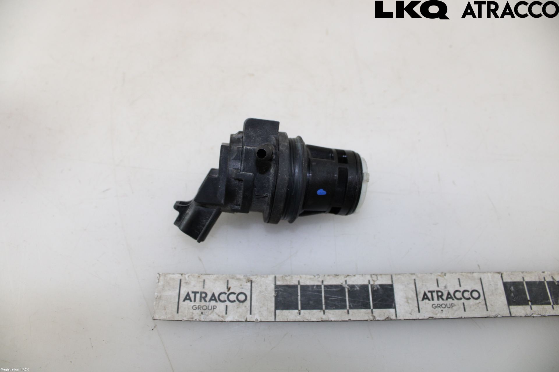 Toyota PRIUS NWH20 04-08 Spolartank Vindruta