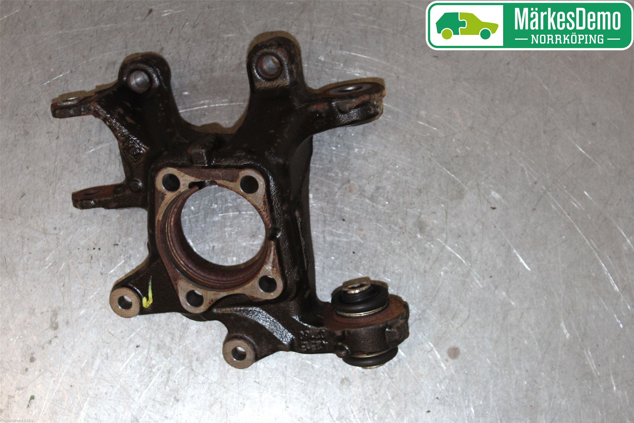 Toyota AURIS 13-19 Hjullagerhus-Spindel Hö B