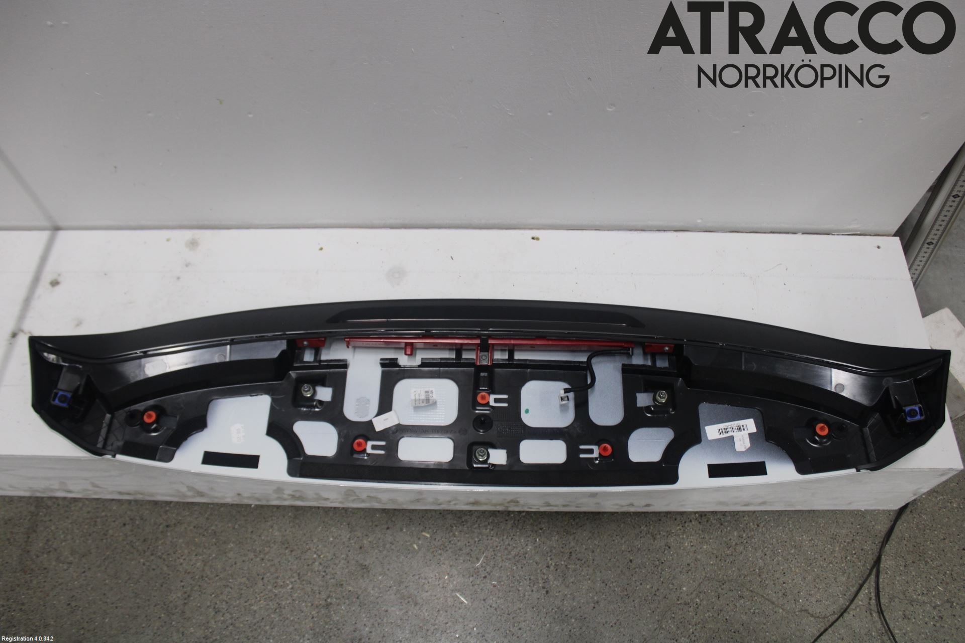 Volkswagen VW T-ROC 18- Spoiler Baklucka