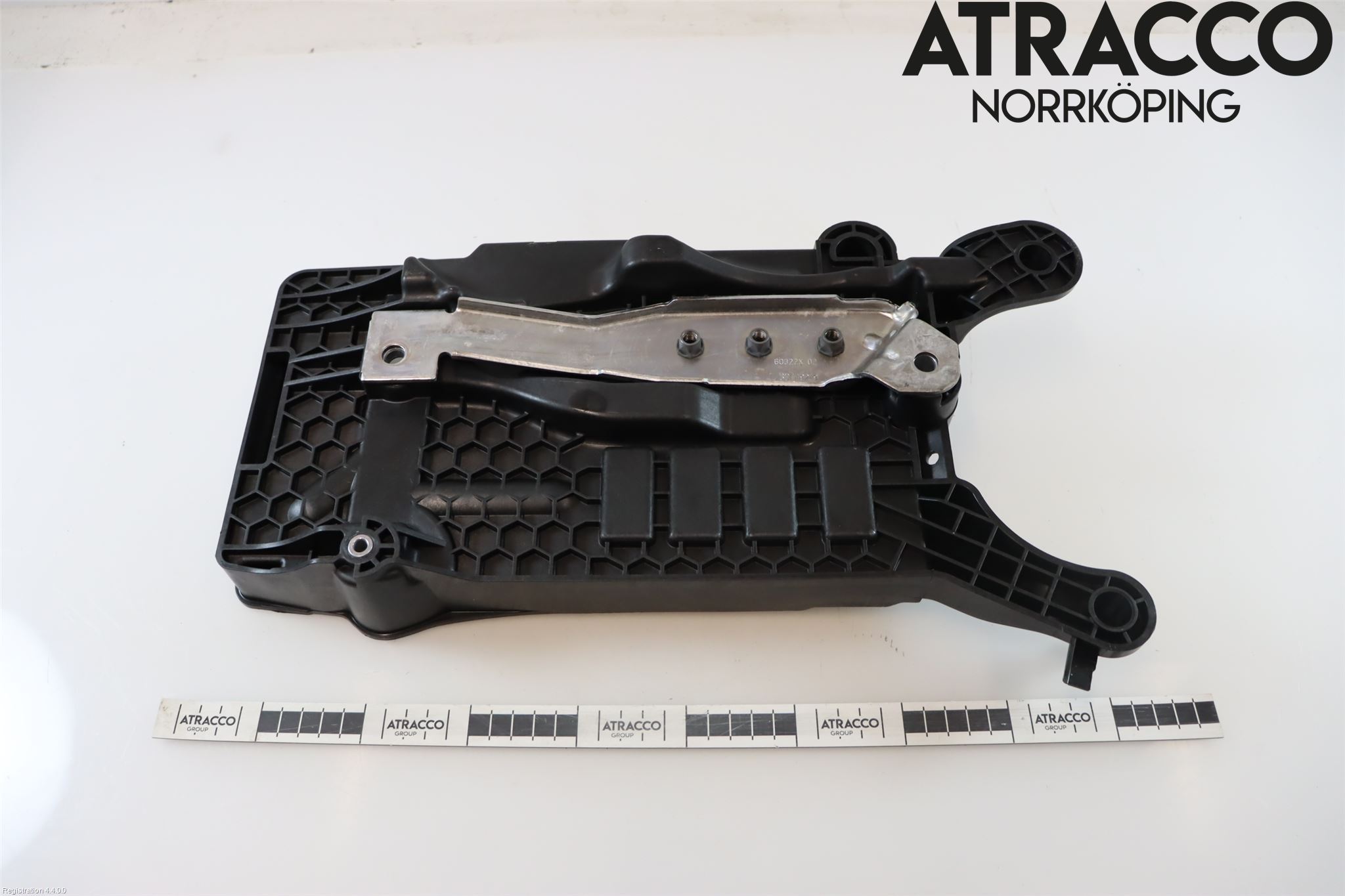 Volkswagen VW T-CROSS 19- Batterilåda-Fäste-Hållare