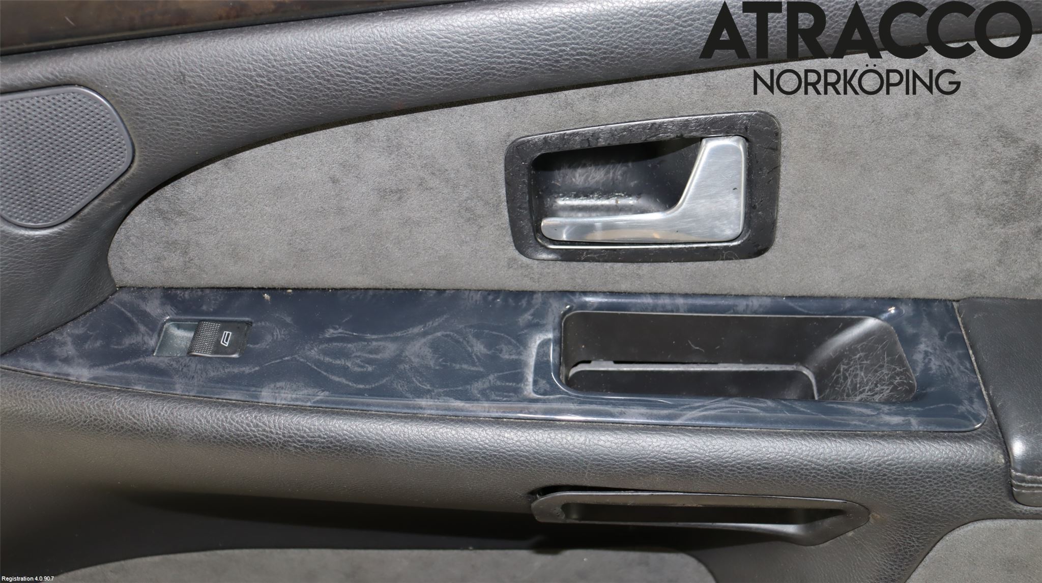 Audi A8/S8 4D 94-02 Dörrklädsel Hö