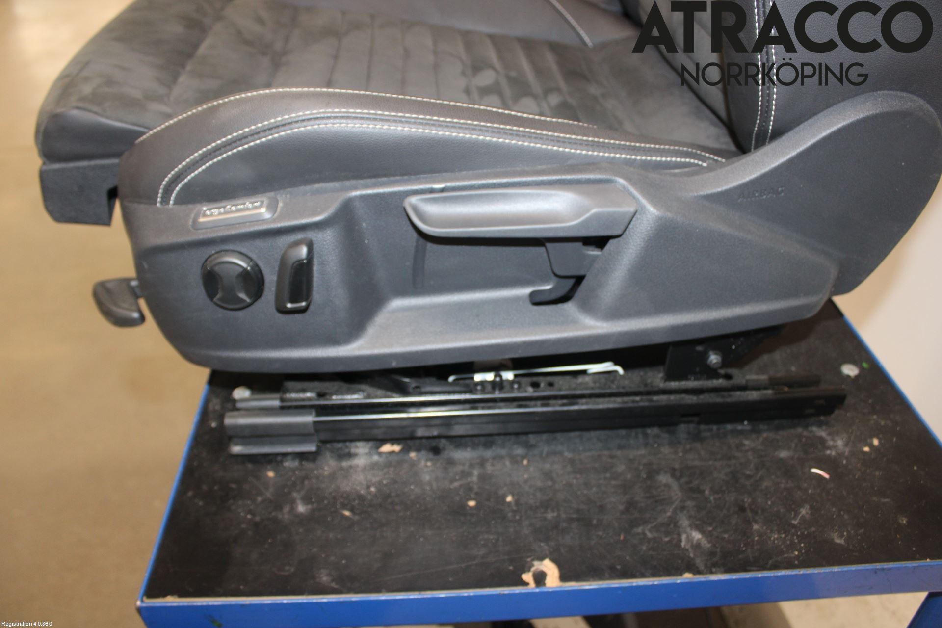 Volkswagen VW PASSAT 20-24 Inredning Stol Fram Vä